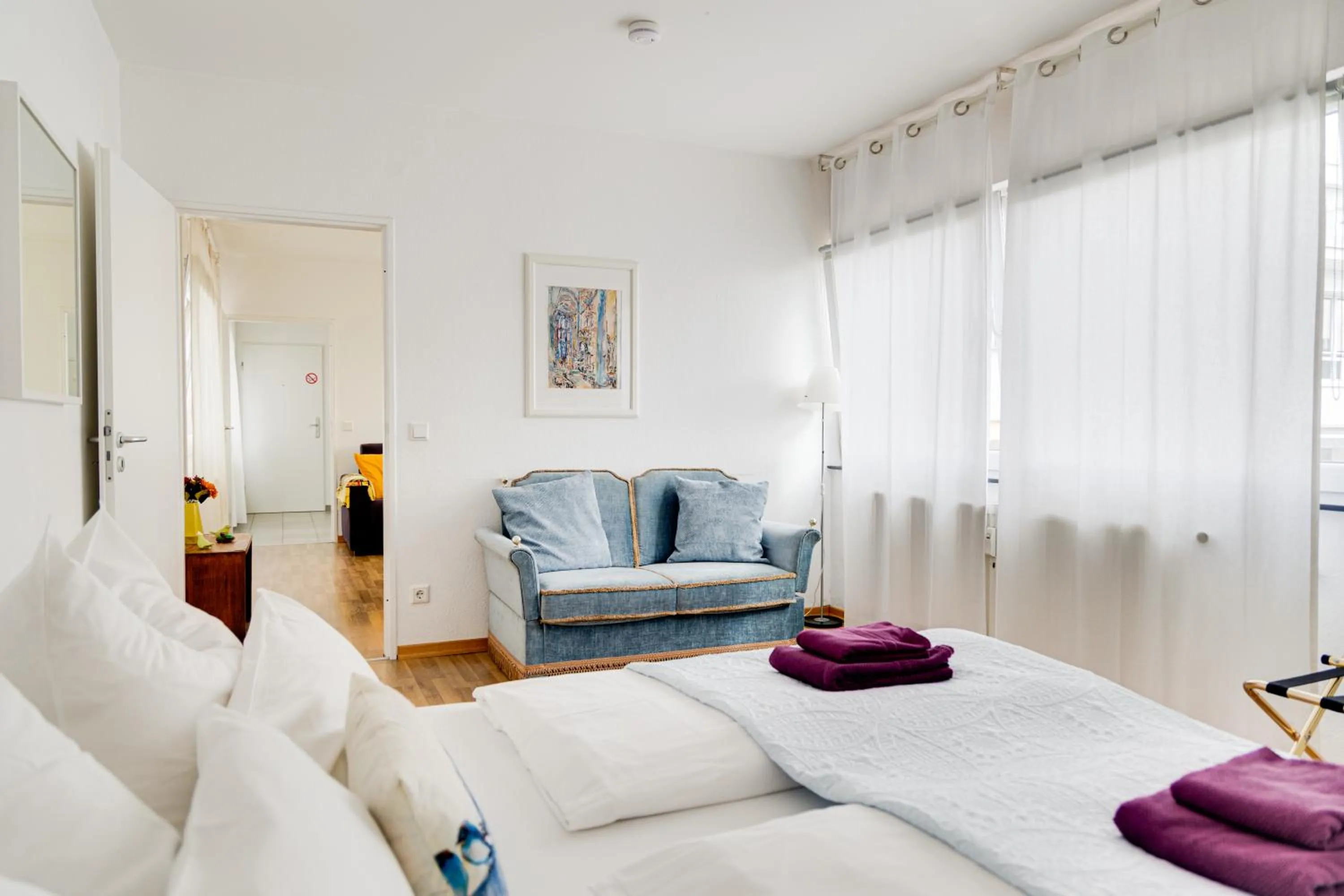 Bed in B&B MY PLACE mit Frühstückspaket - with Breakfastbox