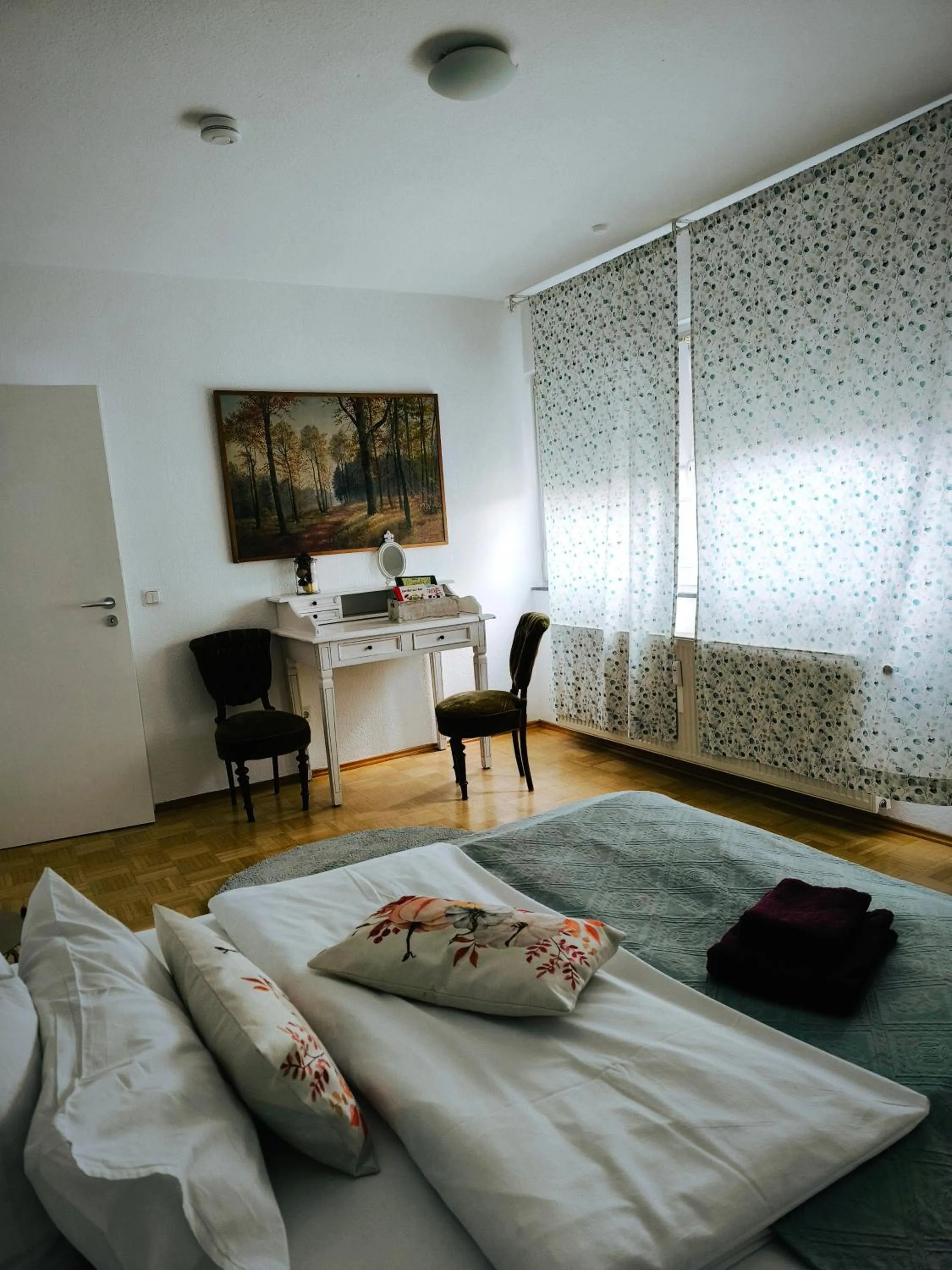 Bed in B&B MY PLACE mit Frühstückspaket - with Breakfastbox