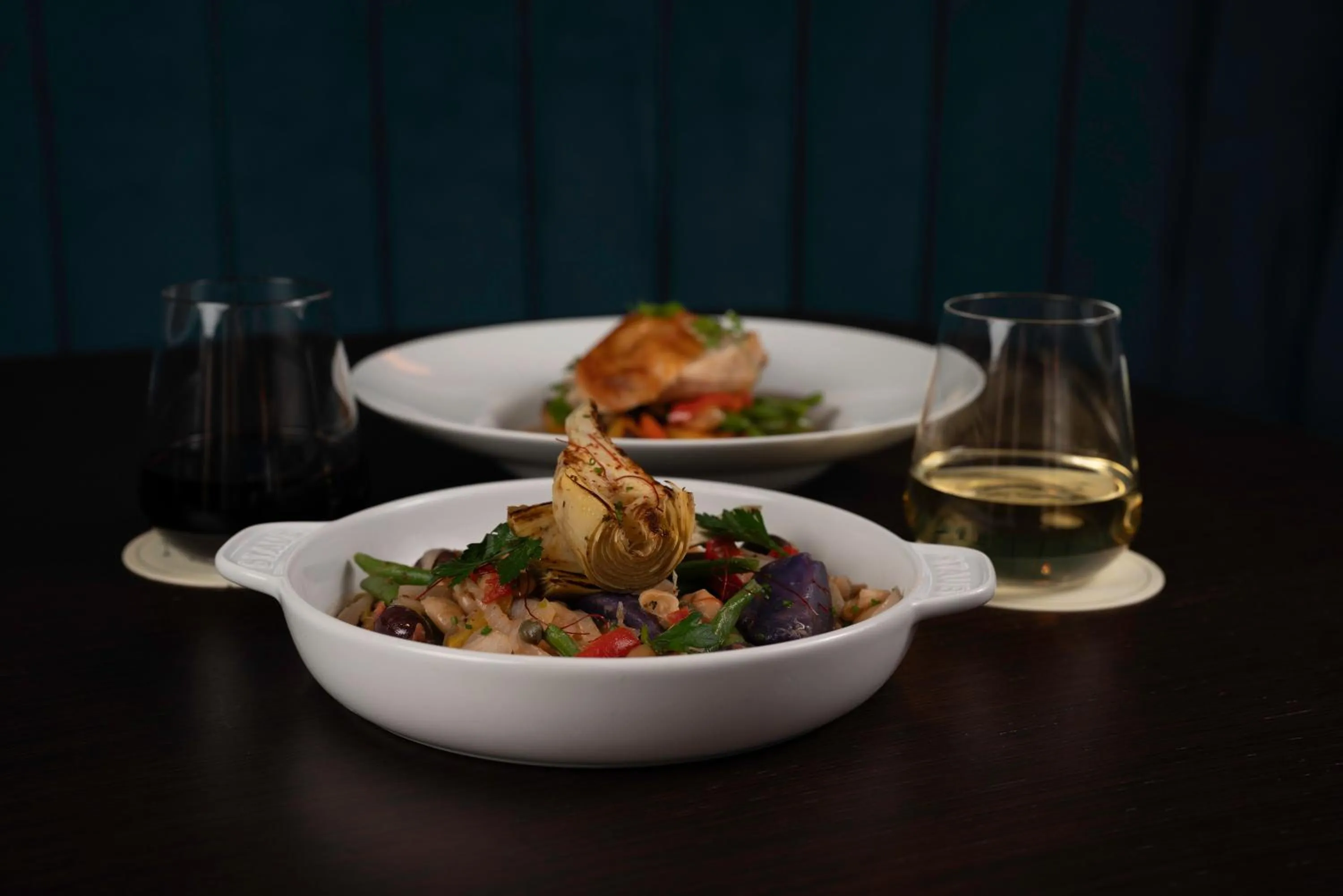 Food and drinks in Toor Hotel Toronto, Part Of Jdv By Hyatt