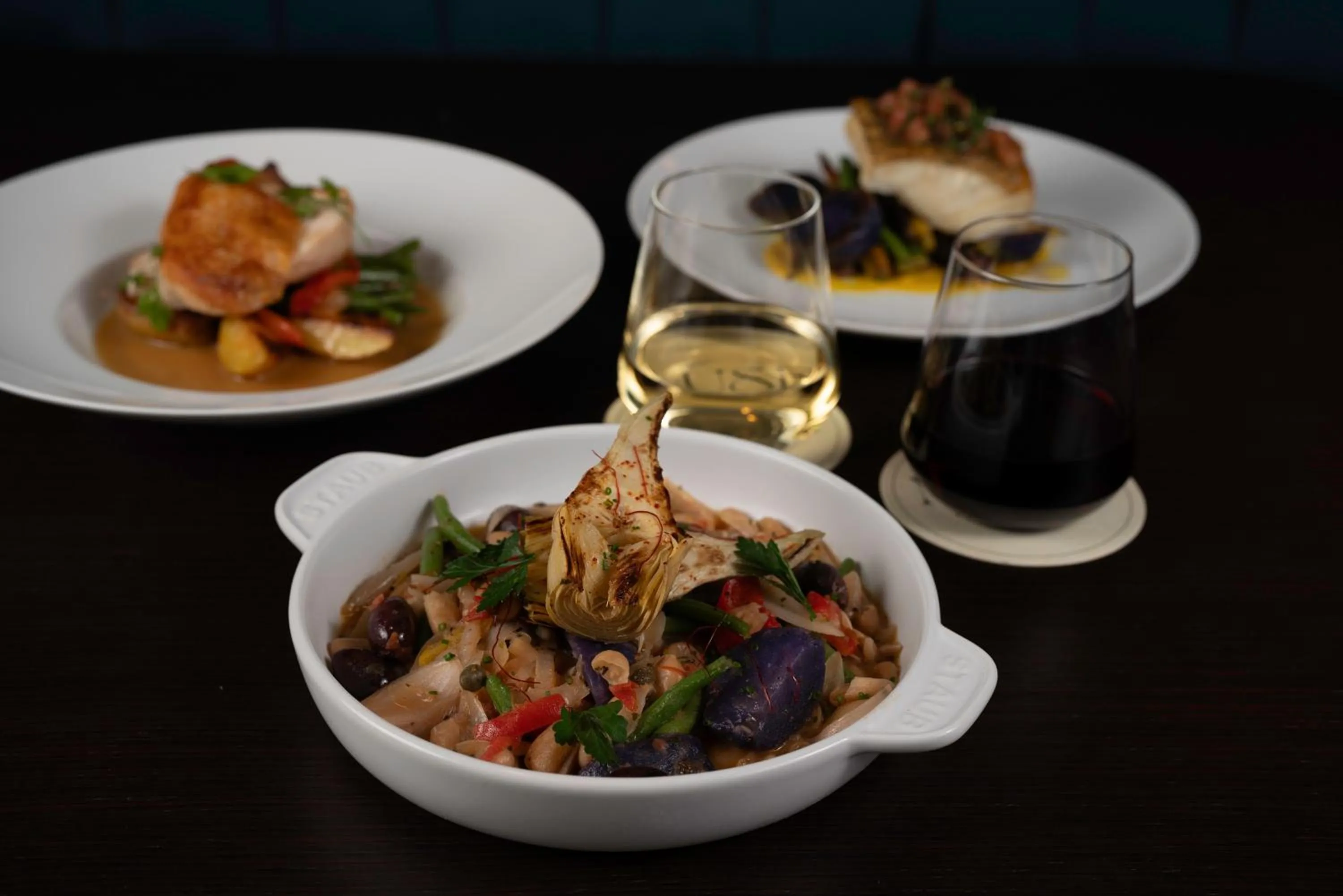 Food and drinks in Toor Hotel Toronto, Part Of Jdv By Hyatt