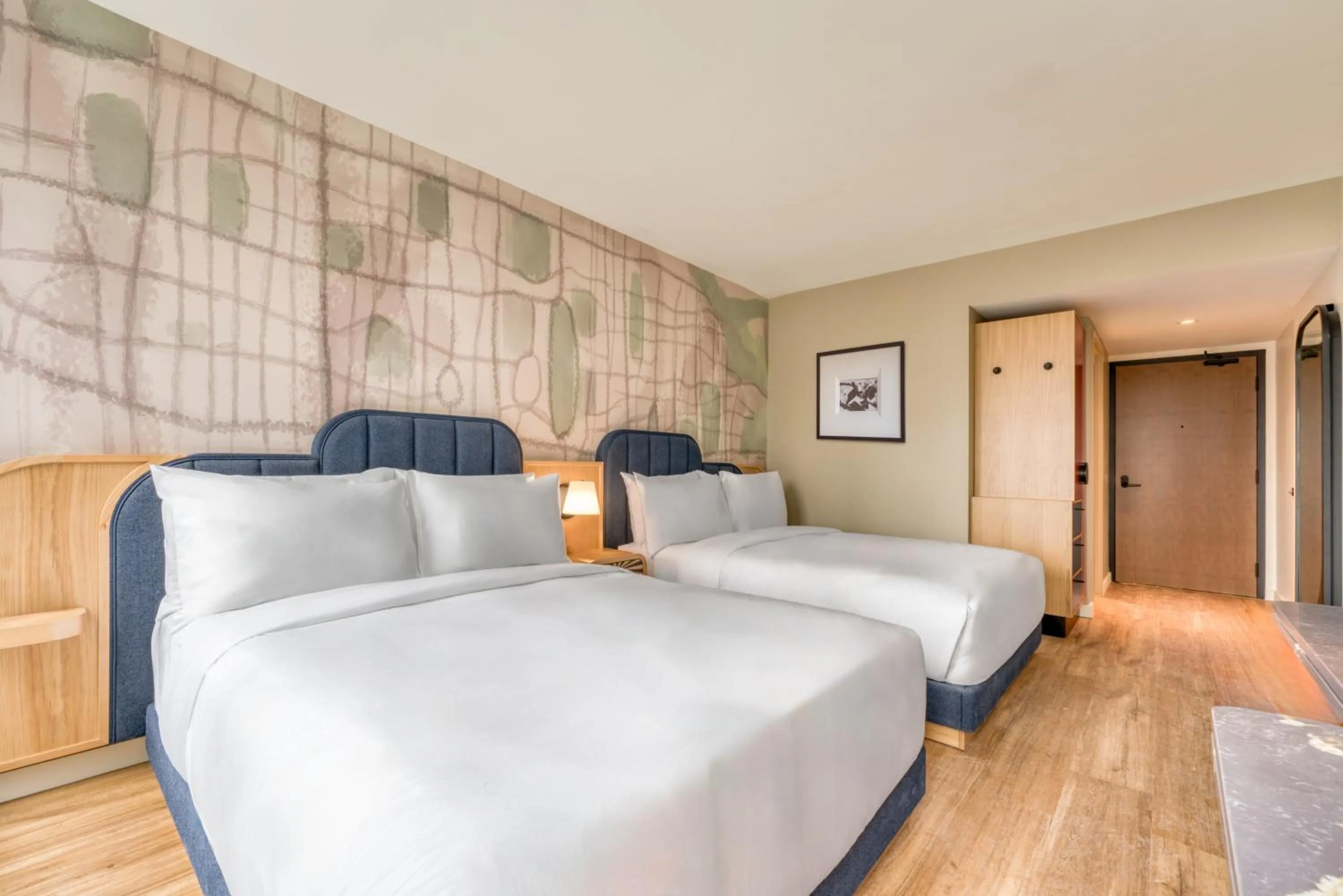 Bed in Toor Hotel Toronto, Part Of Jdv By Hyatt