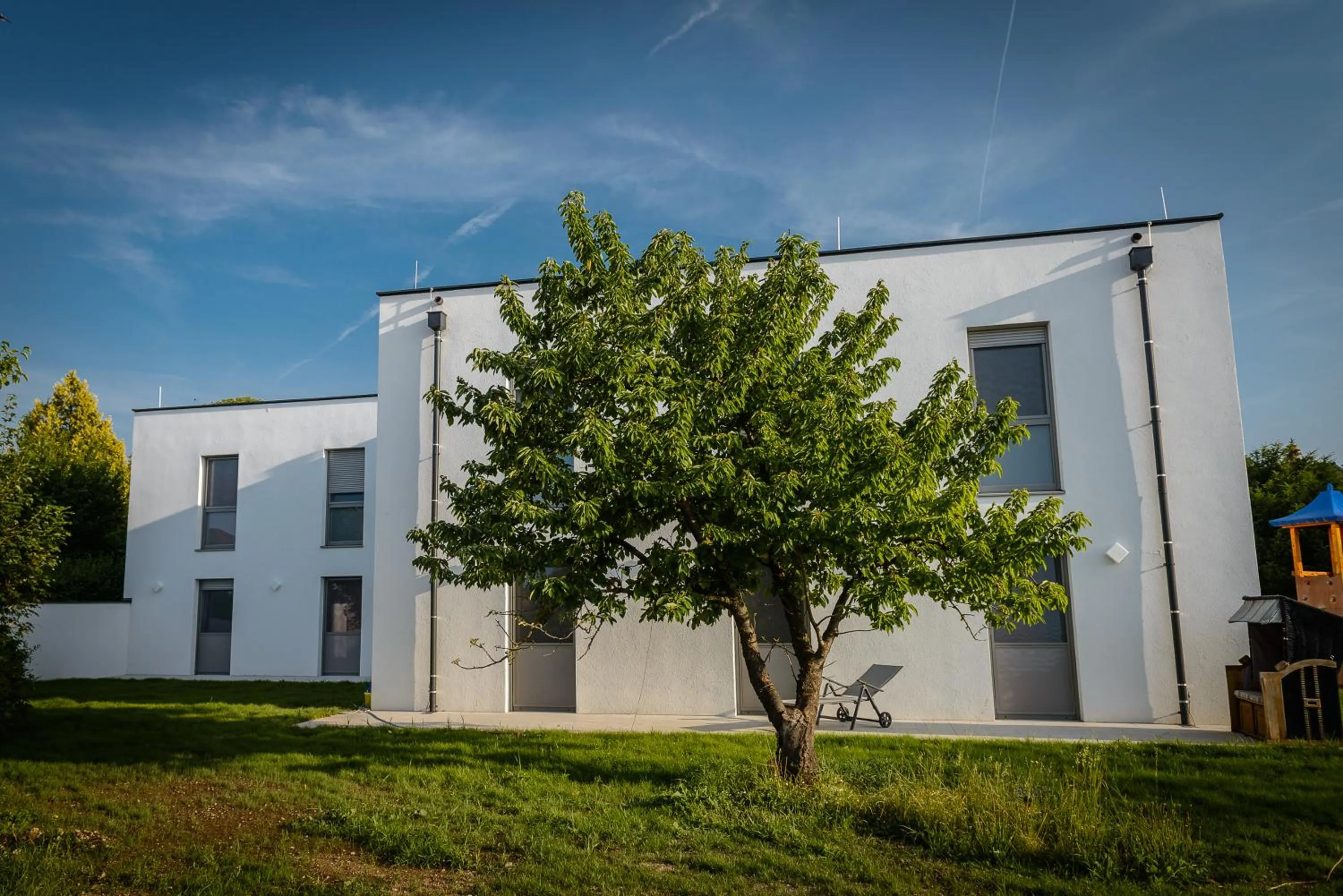 Garden view in Dorfmeister Business Hotel B&B