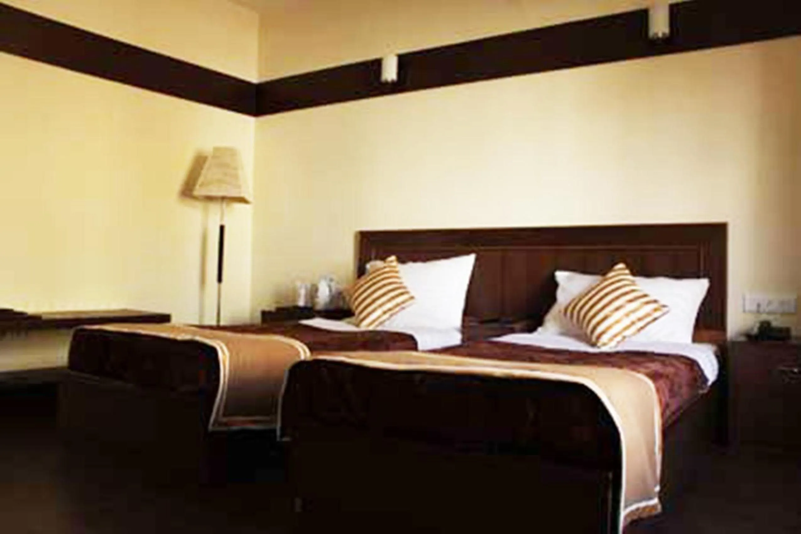 Bed in Ladakh Himalayan Retreat