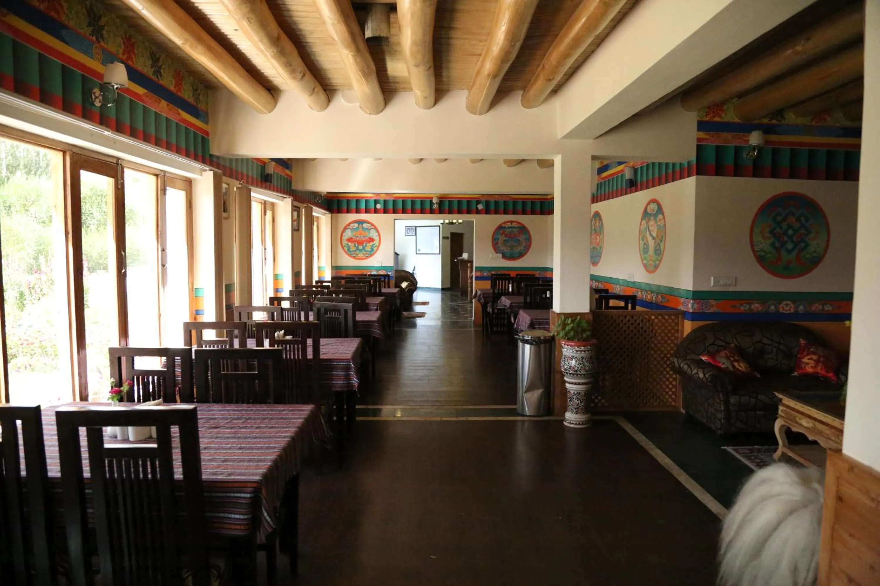 Restaurant/places to eat in Ladakh Himalayan Retreat
