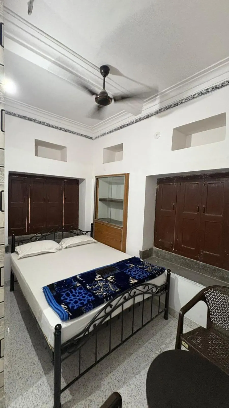 Bed in Multiple Stories, Udaipur