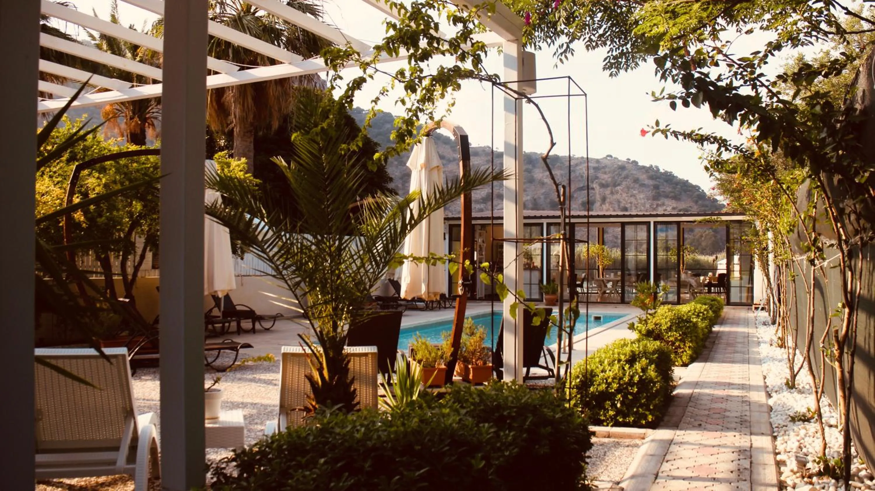 Swimming pool in Arp Dalyan