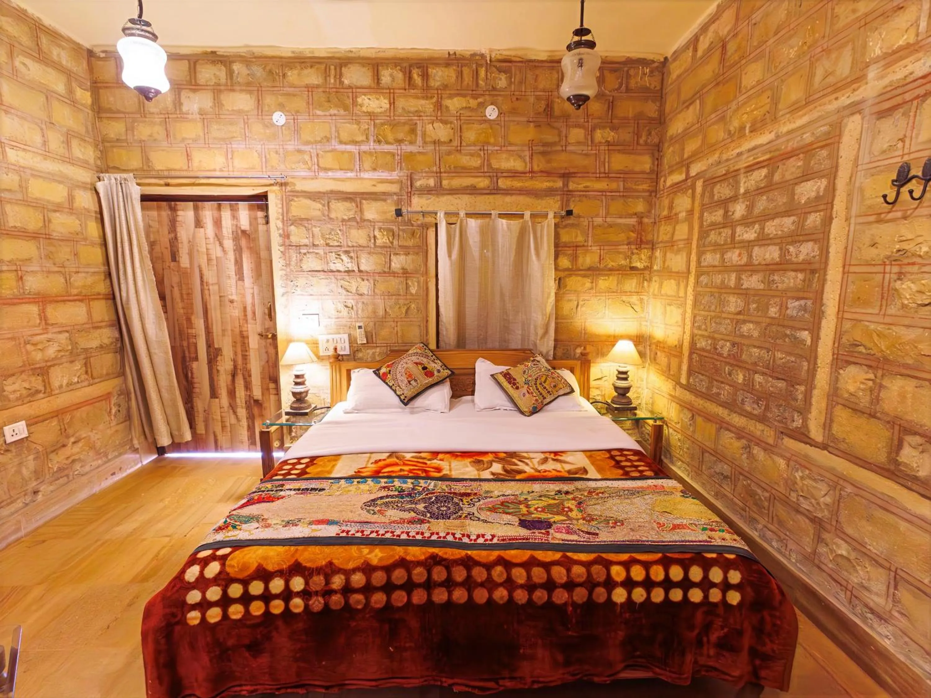 Bed in Hotel The Silk Route