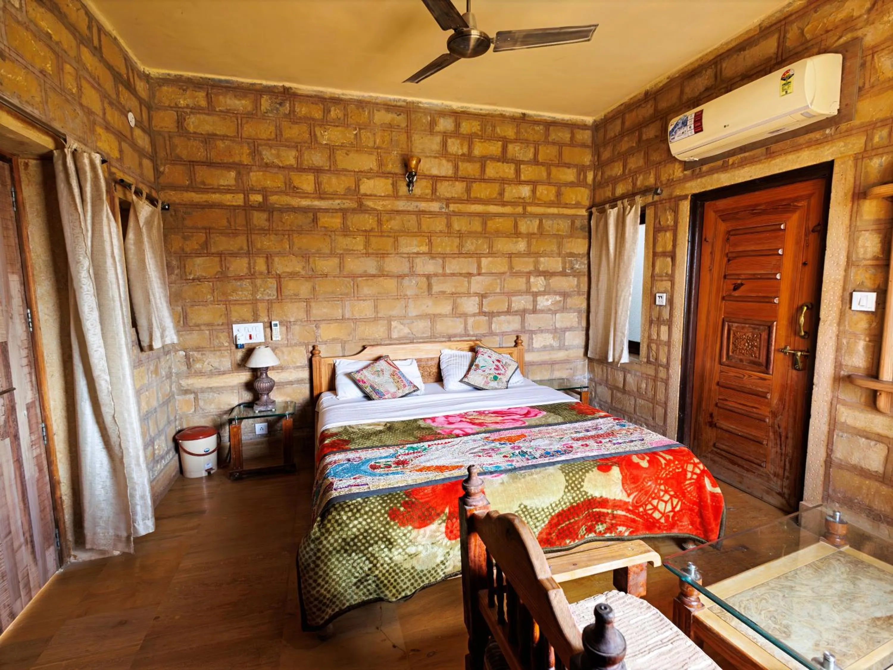 Bed in Hotel The Silk Route