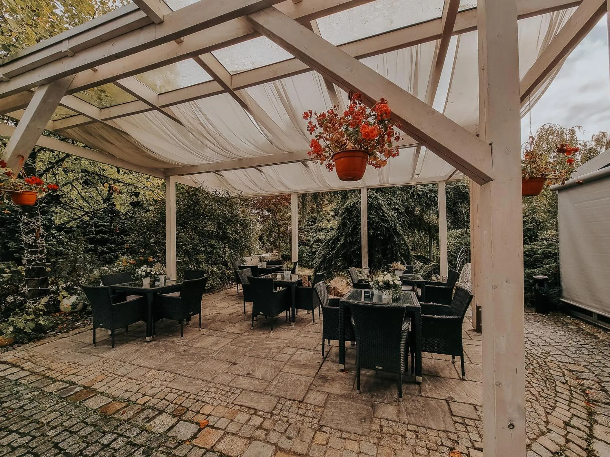 Patio in Pokoje hotelowe Azyl