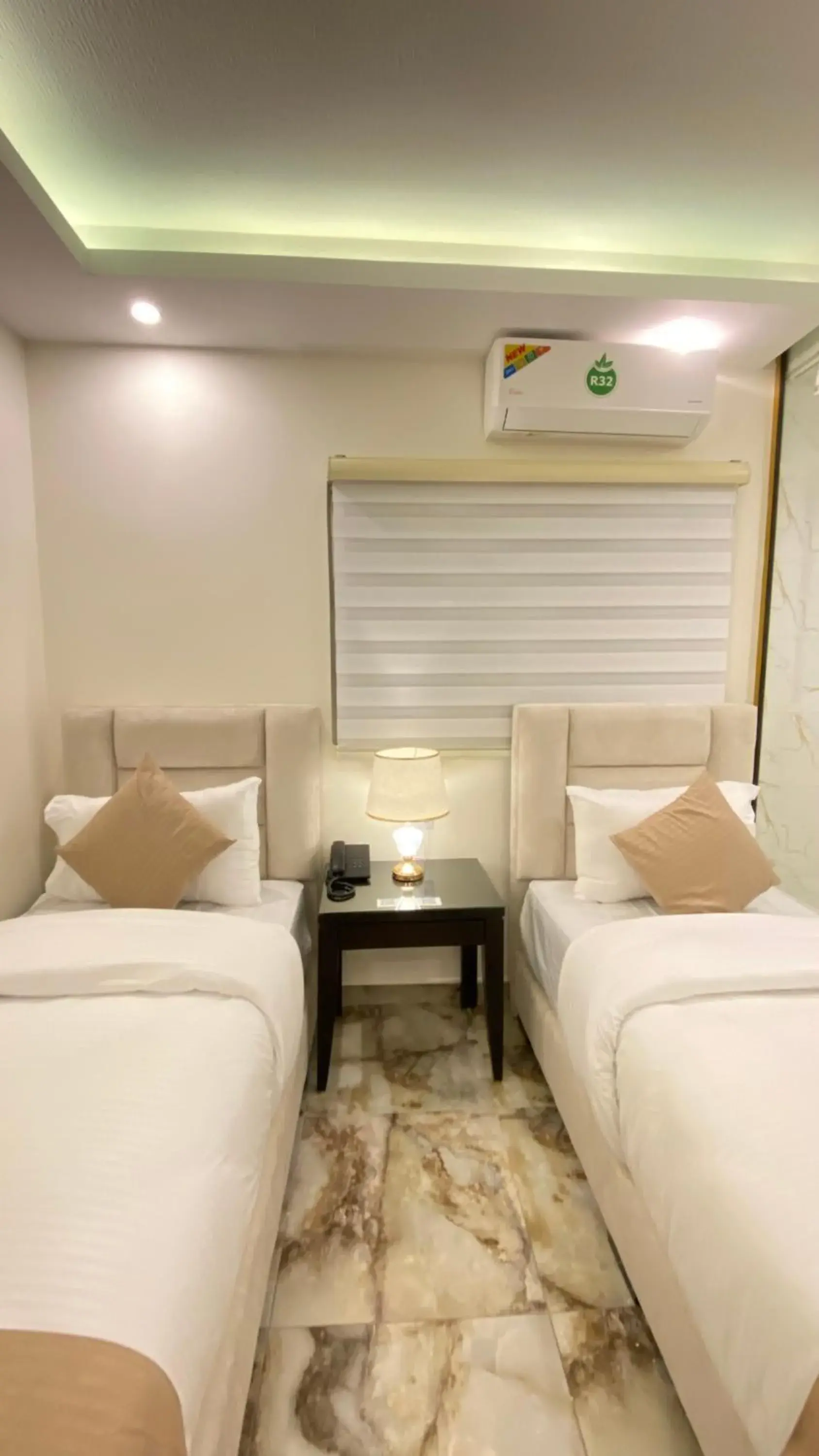 Twin Room with Private Bathroom - single occupancy in Eighth Wonders Hotel Twin Room with Private Bathroom - single occupancy in Eighth Wonders Hotel