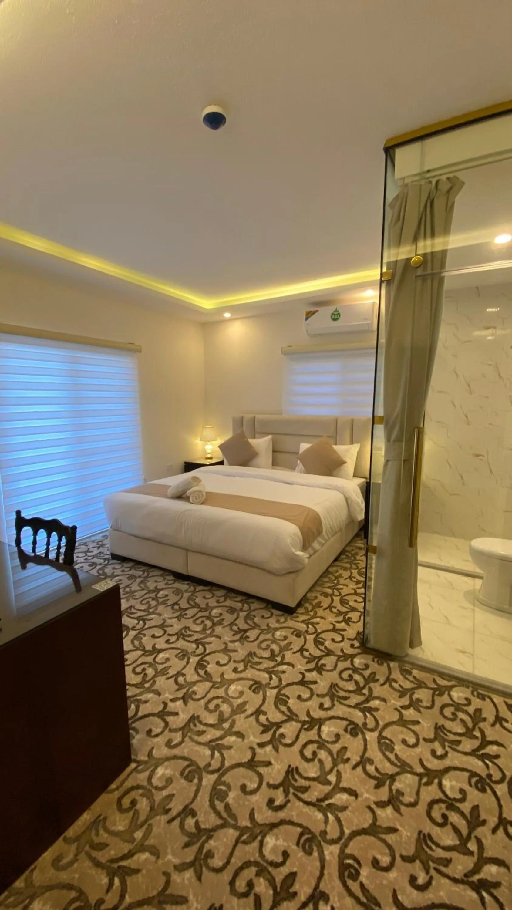 Double Room with Balcony - single occupancy in Eighth Wonders Hotel