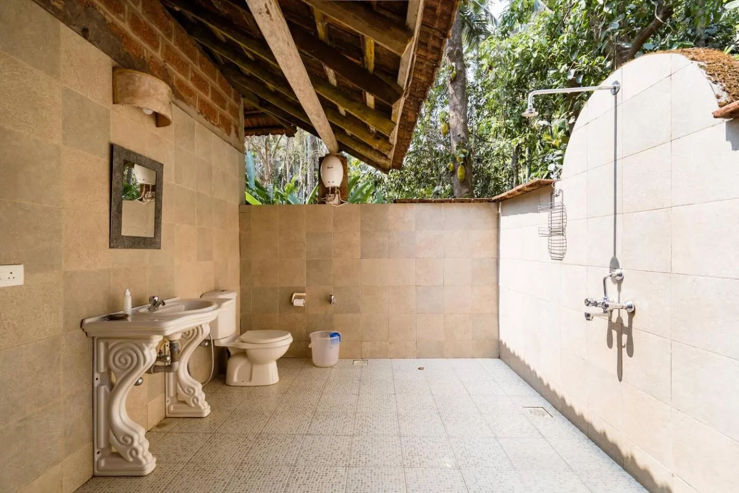 Bathroom in Dudhsagar Plantation