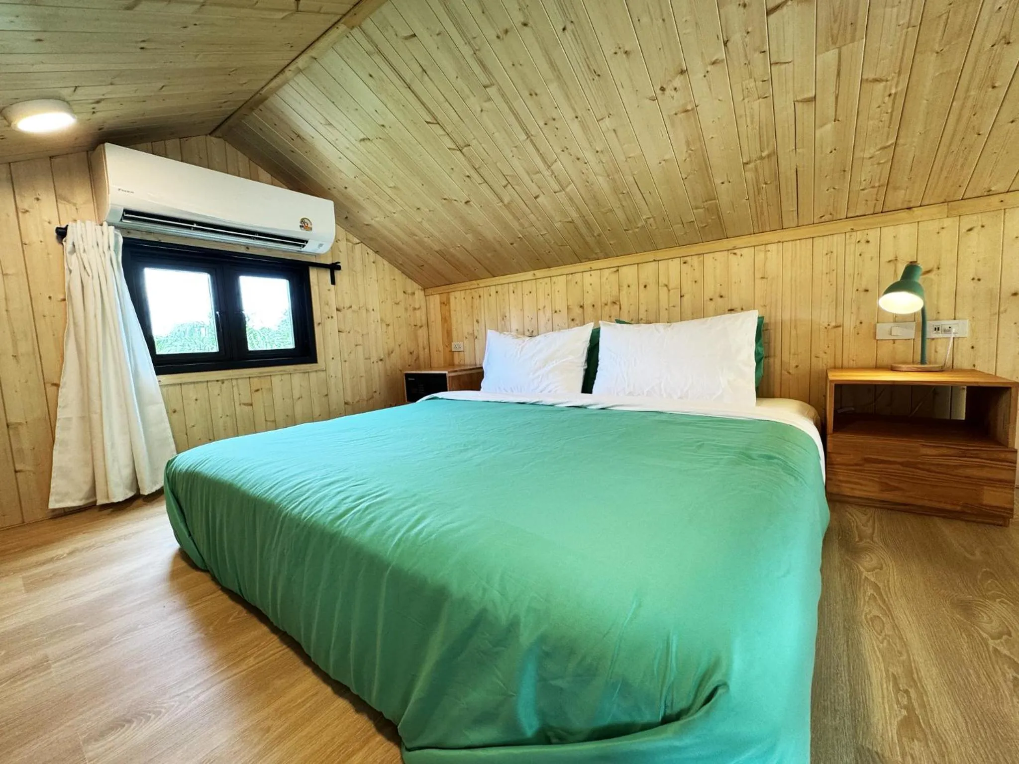 Bed in Abrite House - Tiny House Koh Lanta