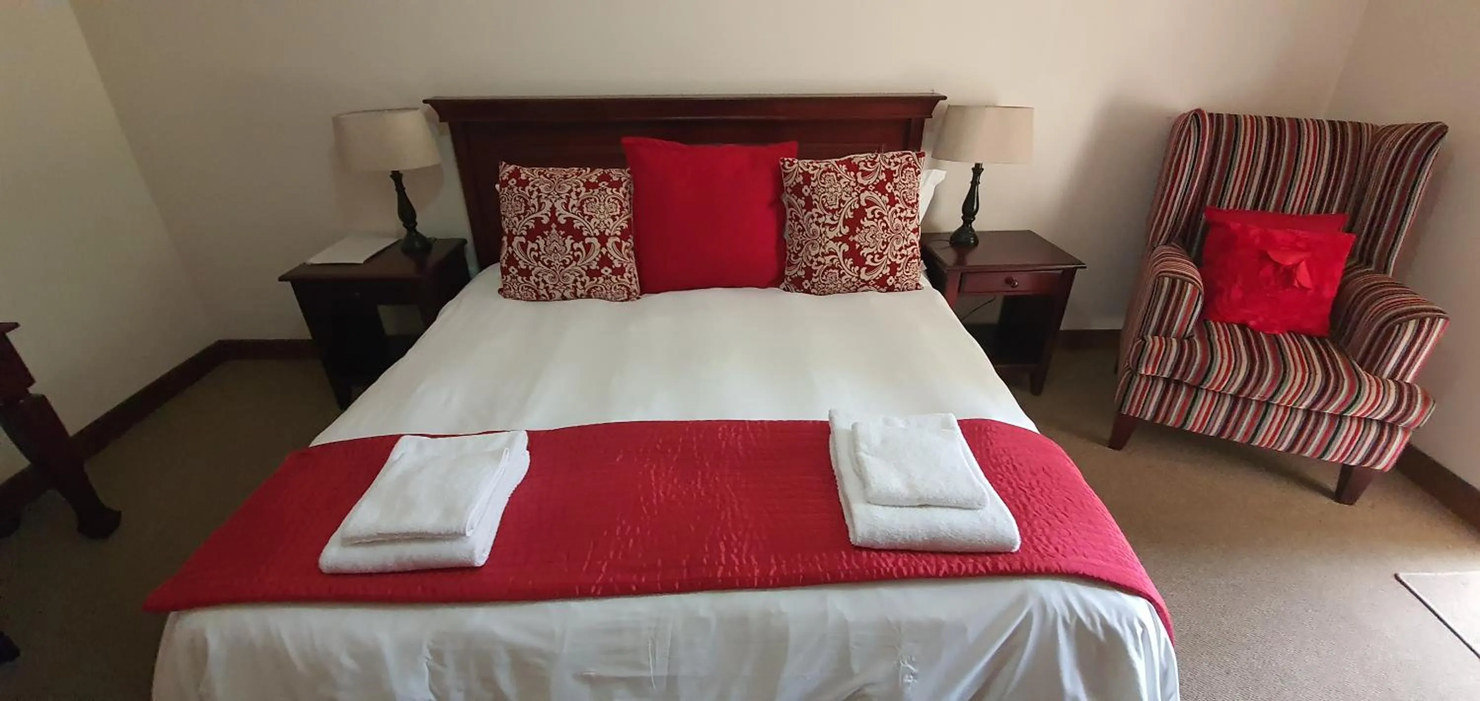 Bed in Acacia Lodge