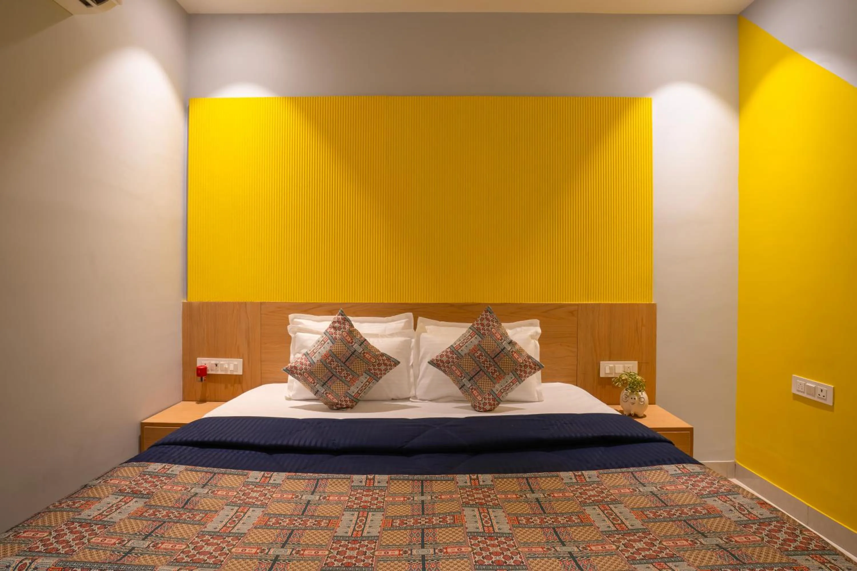 Bed in Shalom Backpackers Jaipur