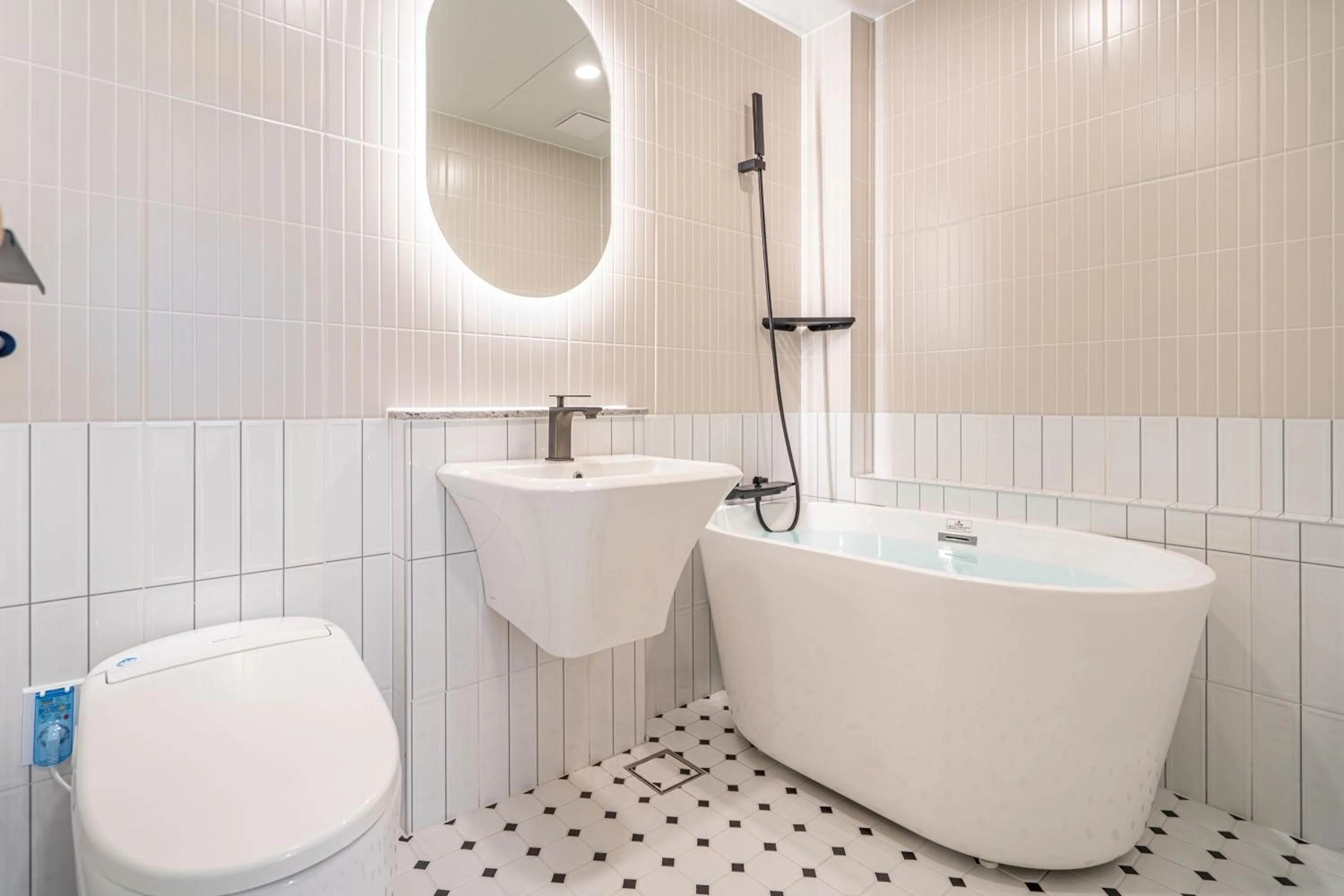 Bathroom in Browndot hotel Gimhae cityhall