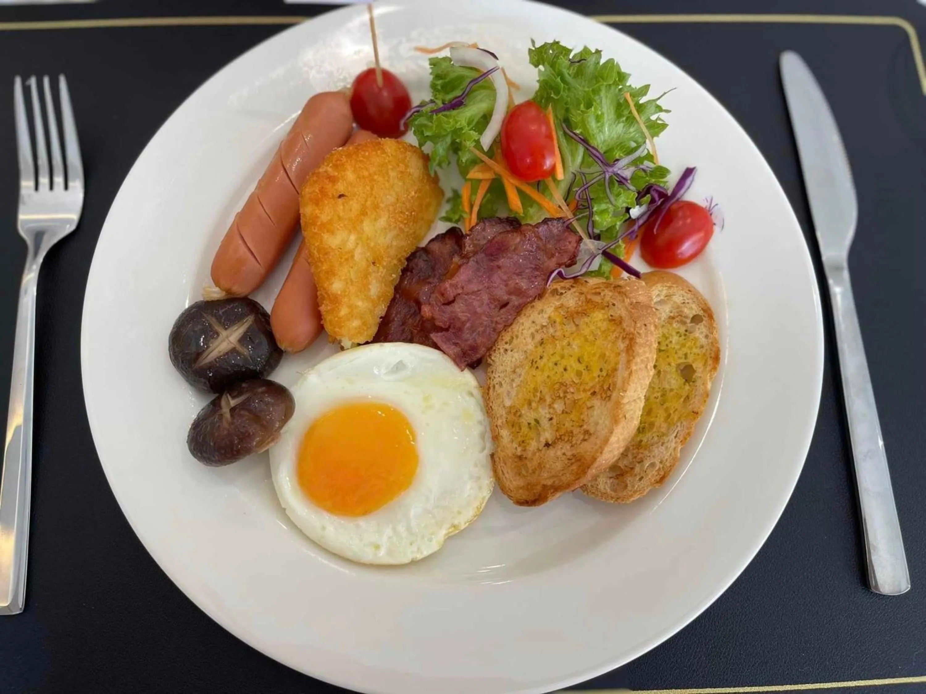 Breakfast in Khota Hill Hotel