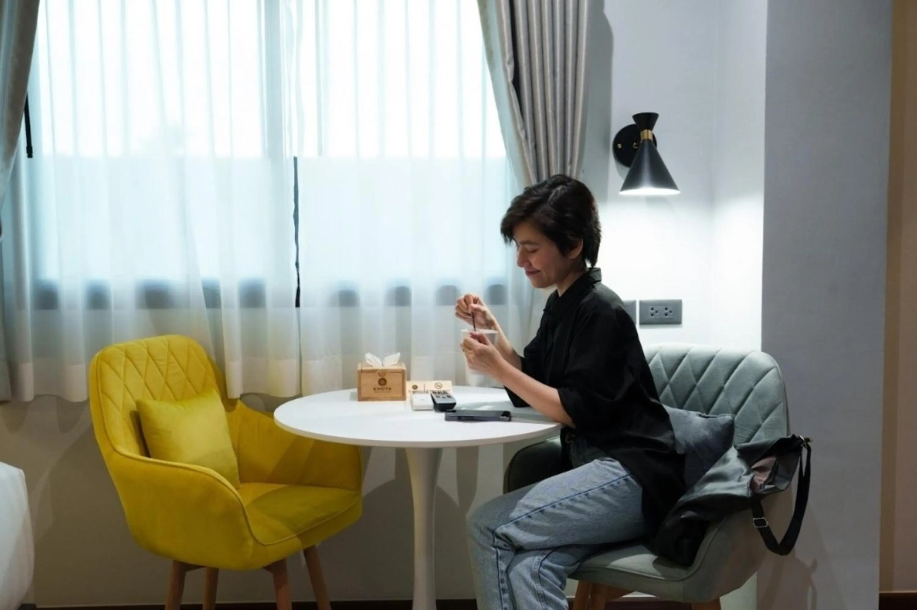 Seating area in Khota Hill Hotel