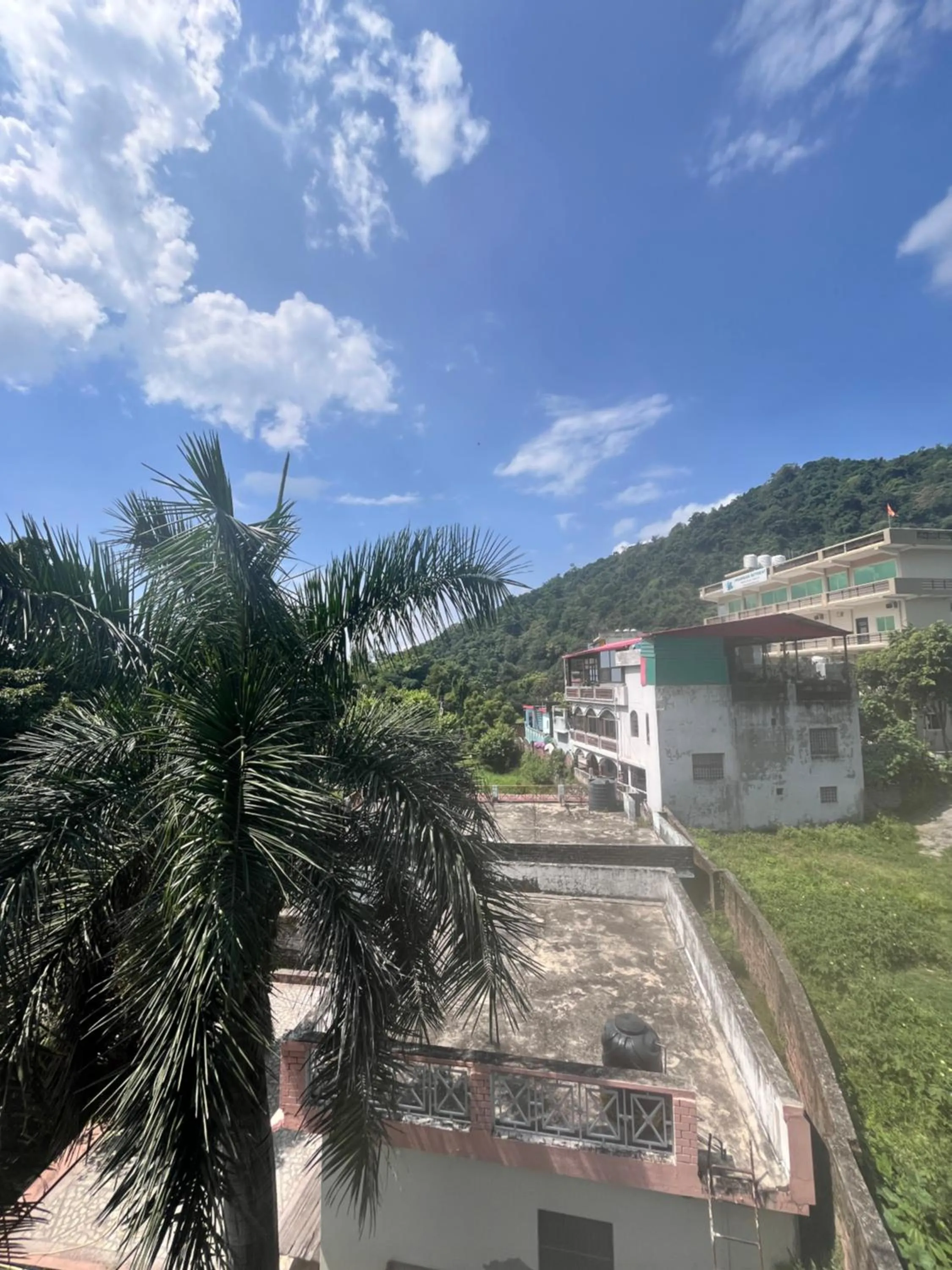 Day in The GreenView HomeStay