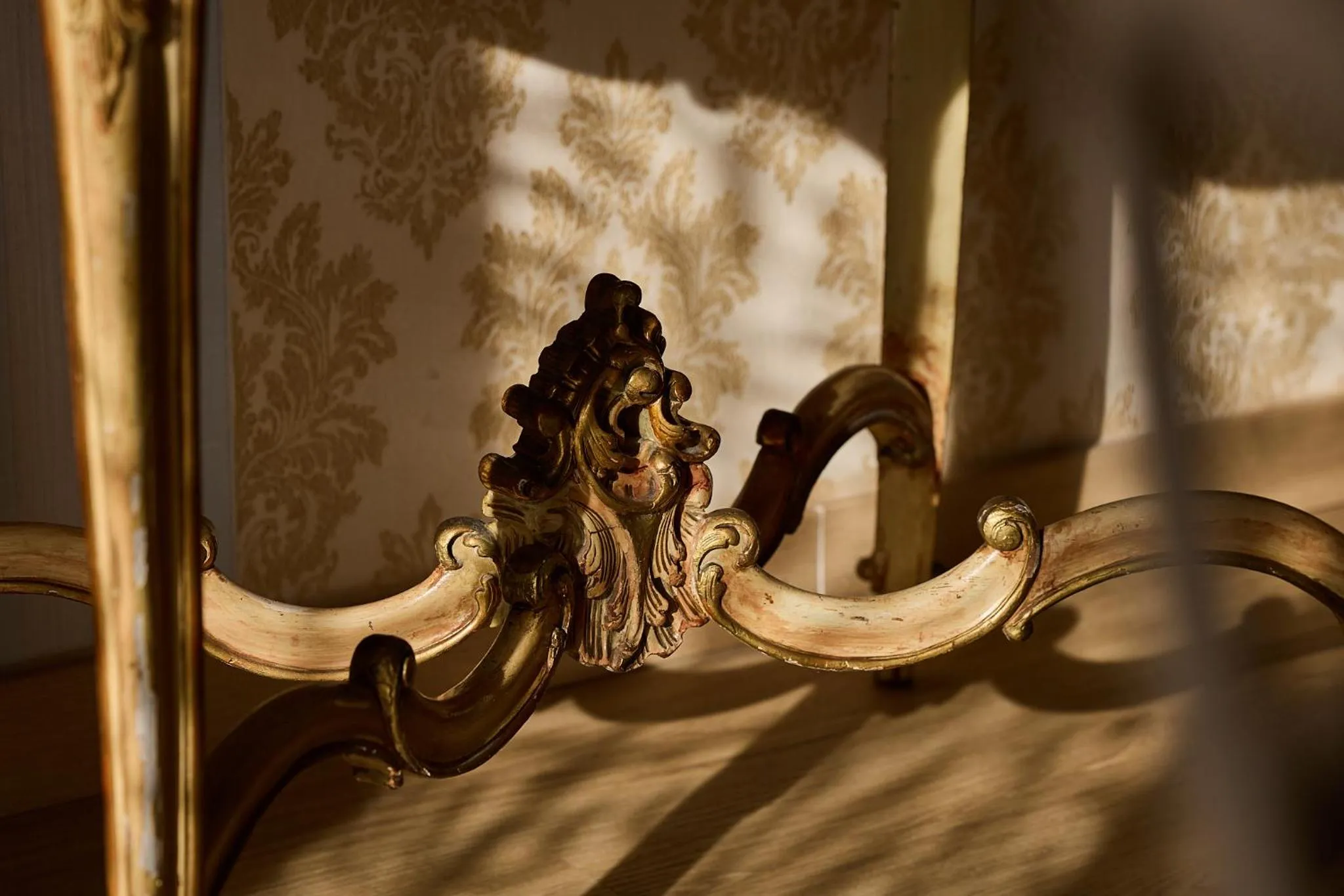 Decorative detail in Merulana Suite Apartment