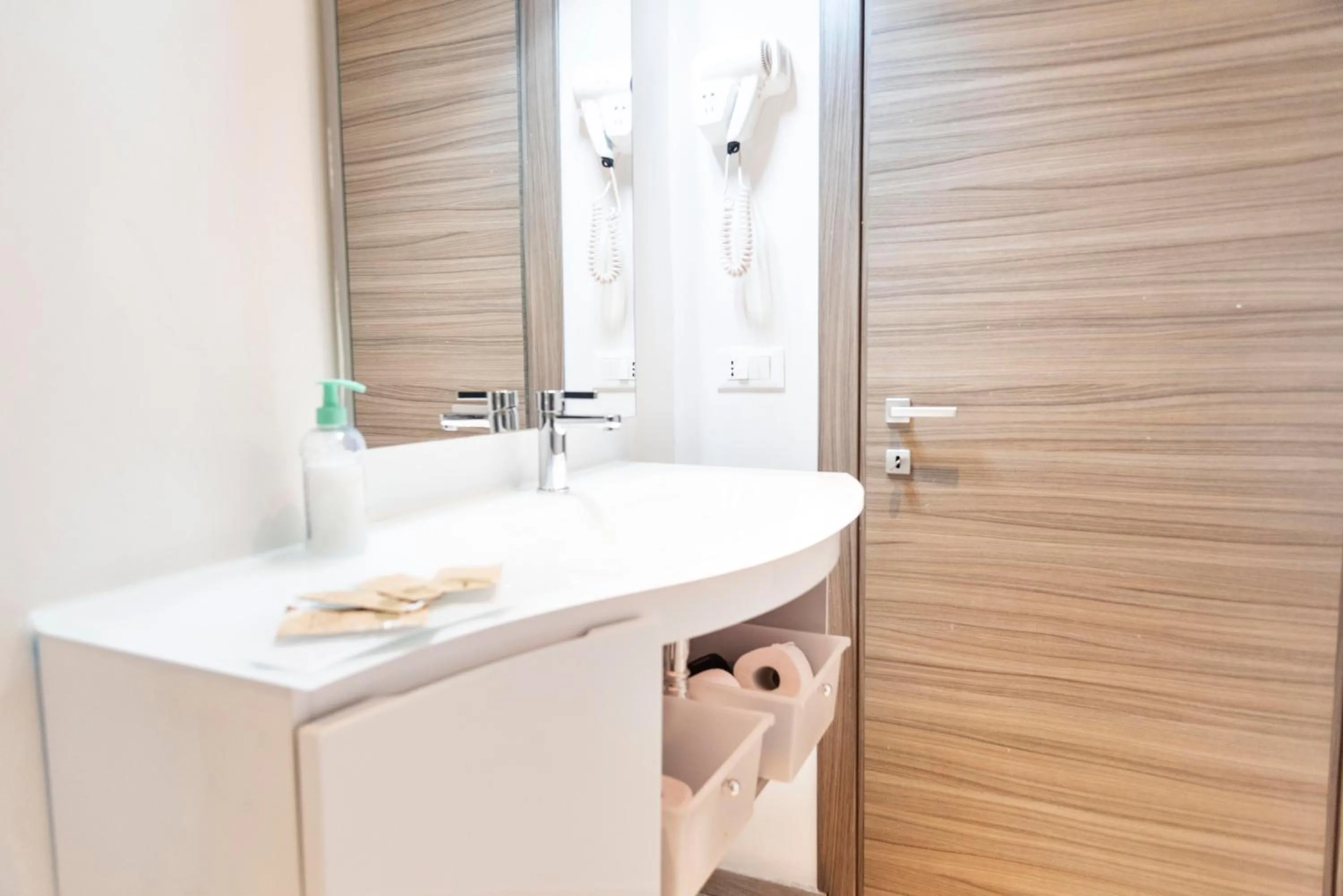 Bathroom in Merulana Suite Apartment