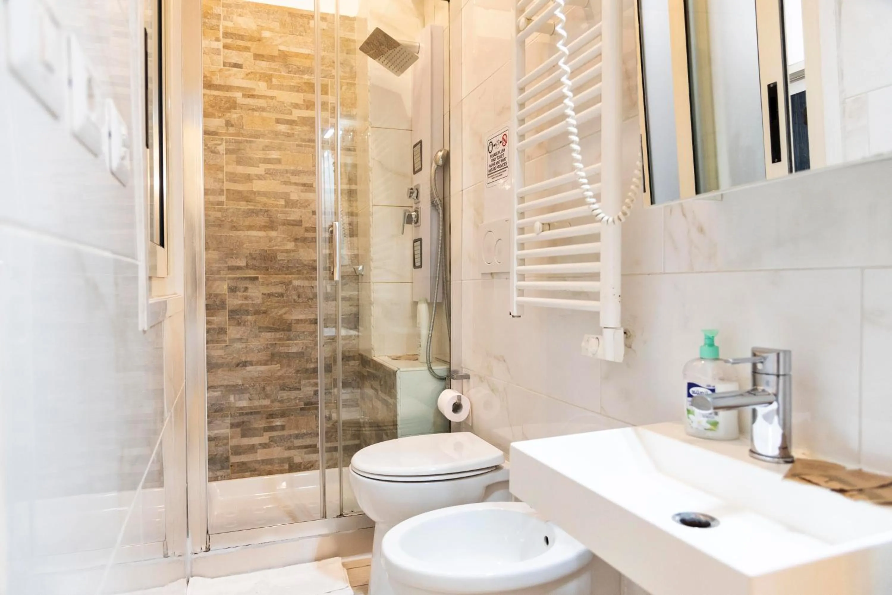Bathroom in Merulana Suite Apartment