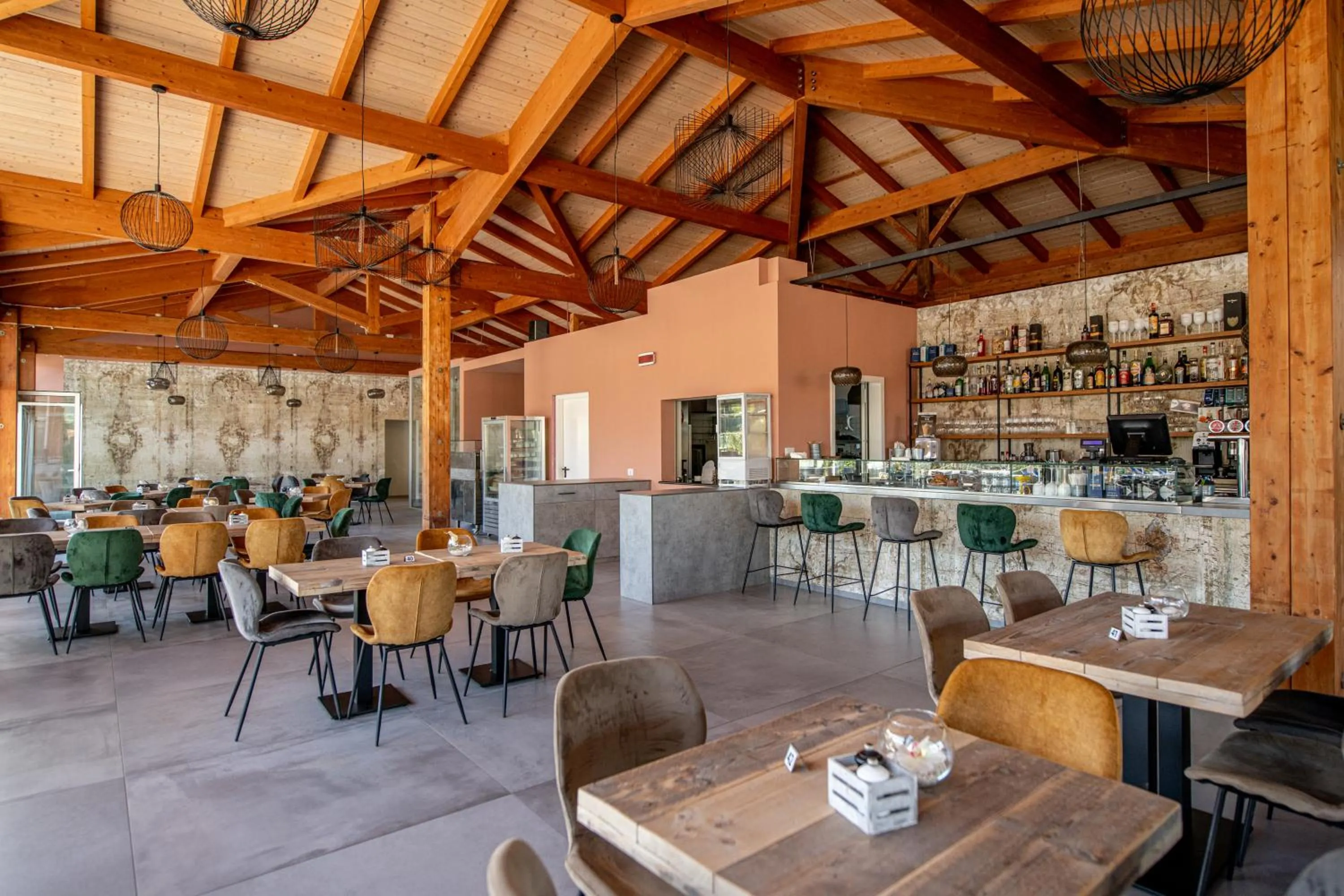 Restaurant/places to eat in Il Pelagone Hotel & Golf Resort Toscana