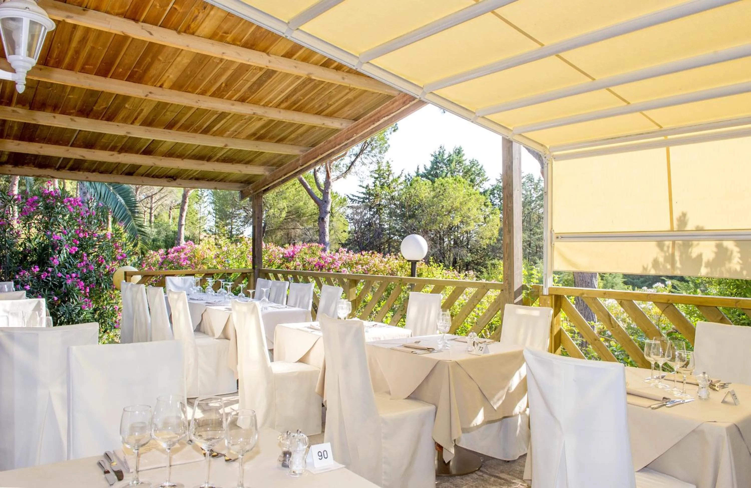 Restaurant/places to eat in Il Pelagone Hotel & Golf Resort Toscana