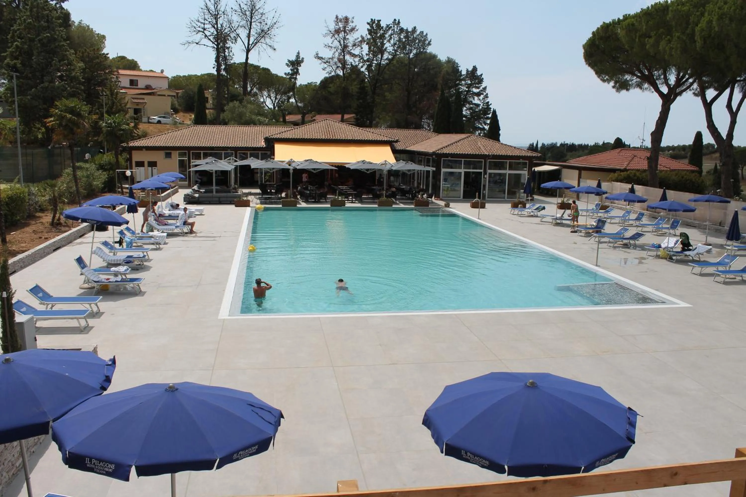 Restaurant/places to eat in Il Pelagone Hotel & Golf Resort Toscana