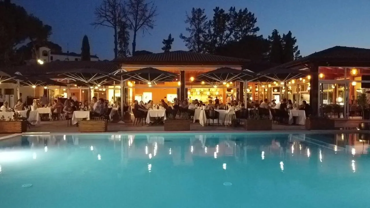 Restaurant/places to eat in Il Pelagone Hotel & Golf Resort Toscana