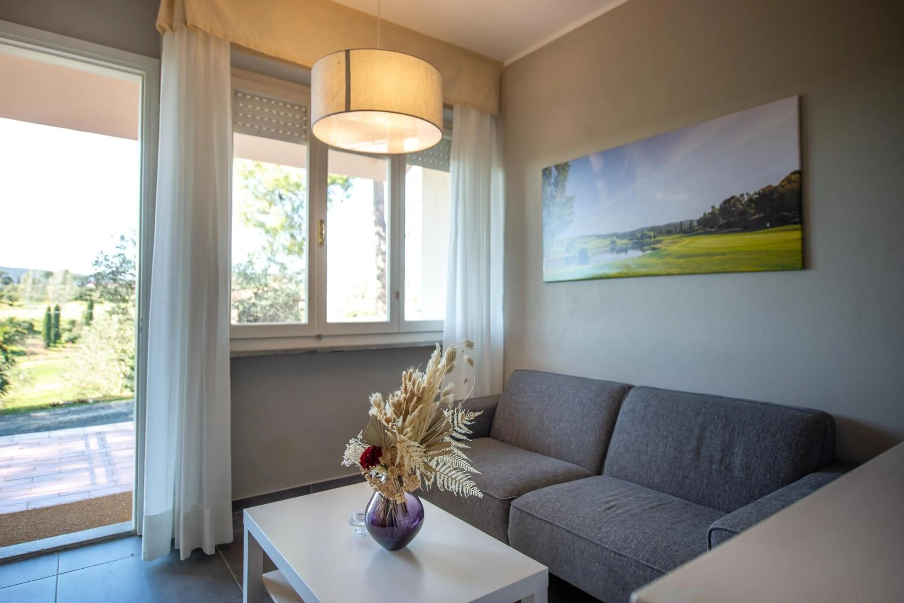 Living room in Il Pelagone Hotel & Golf Resort Toscana