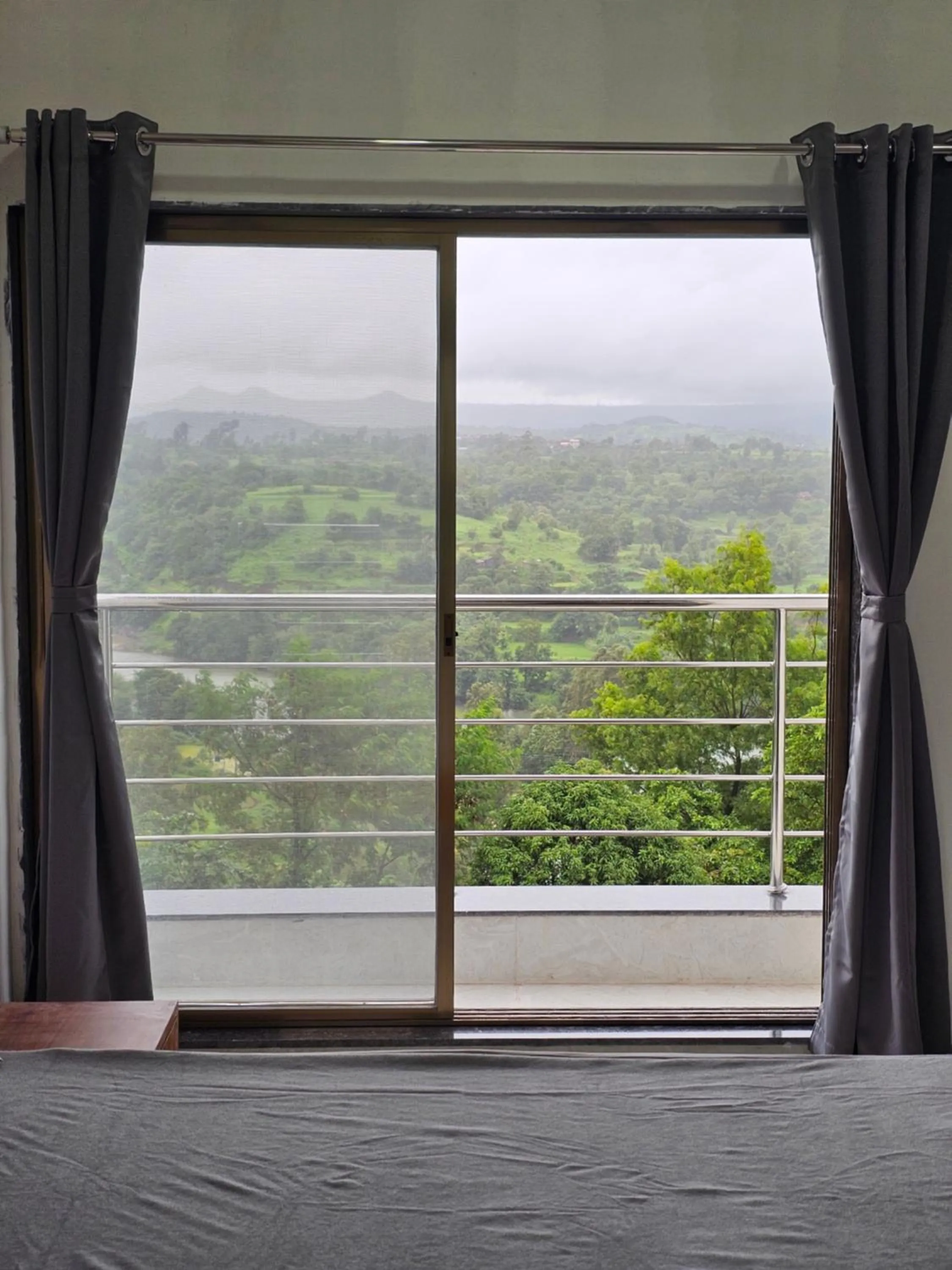 Bed in Hotel Randha and Lodging