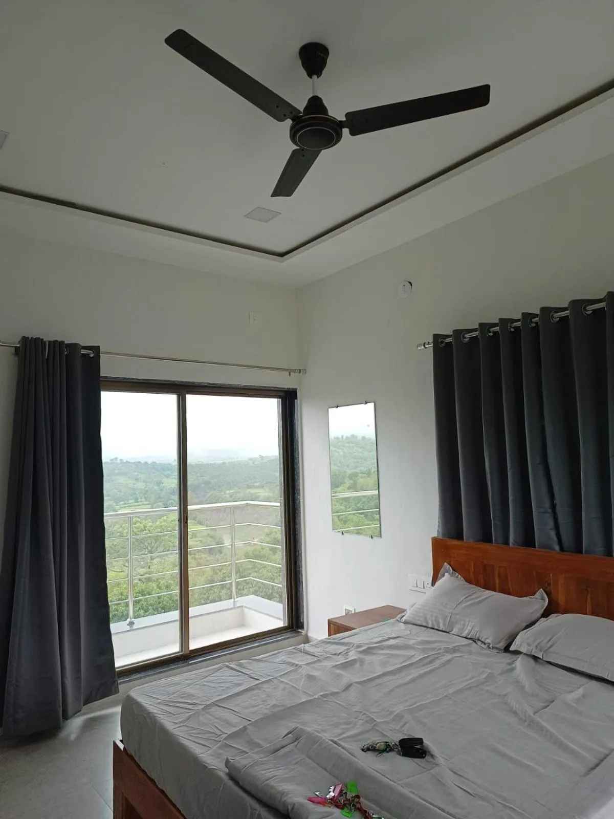 Bed in Hotel Randha and Lodging