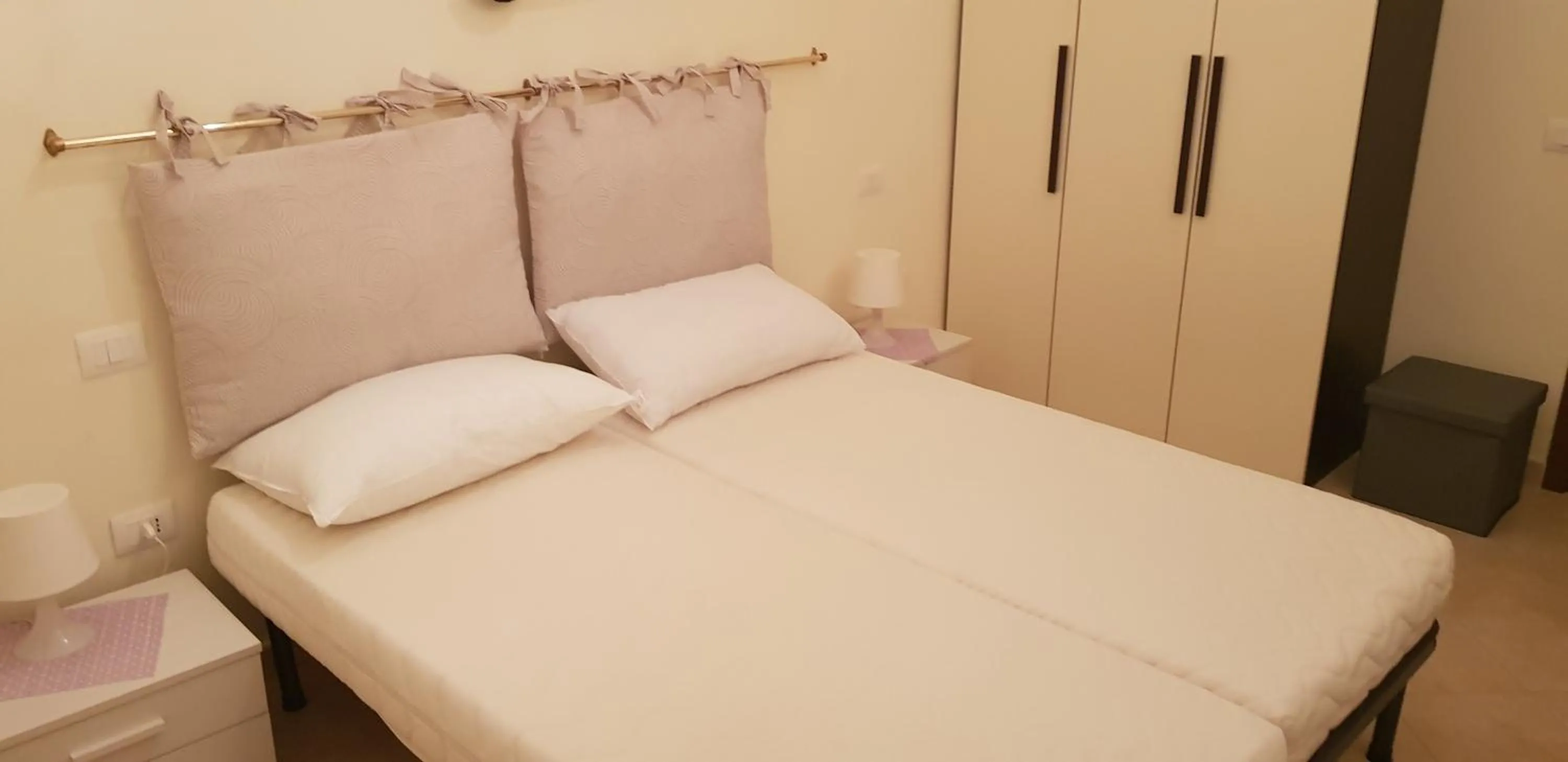 Bed in Amalfi Coast Apartment
