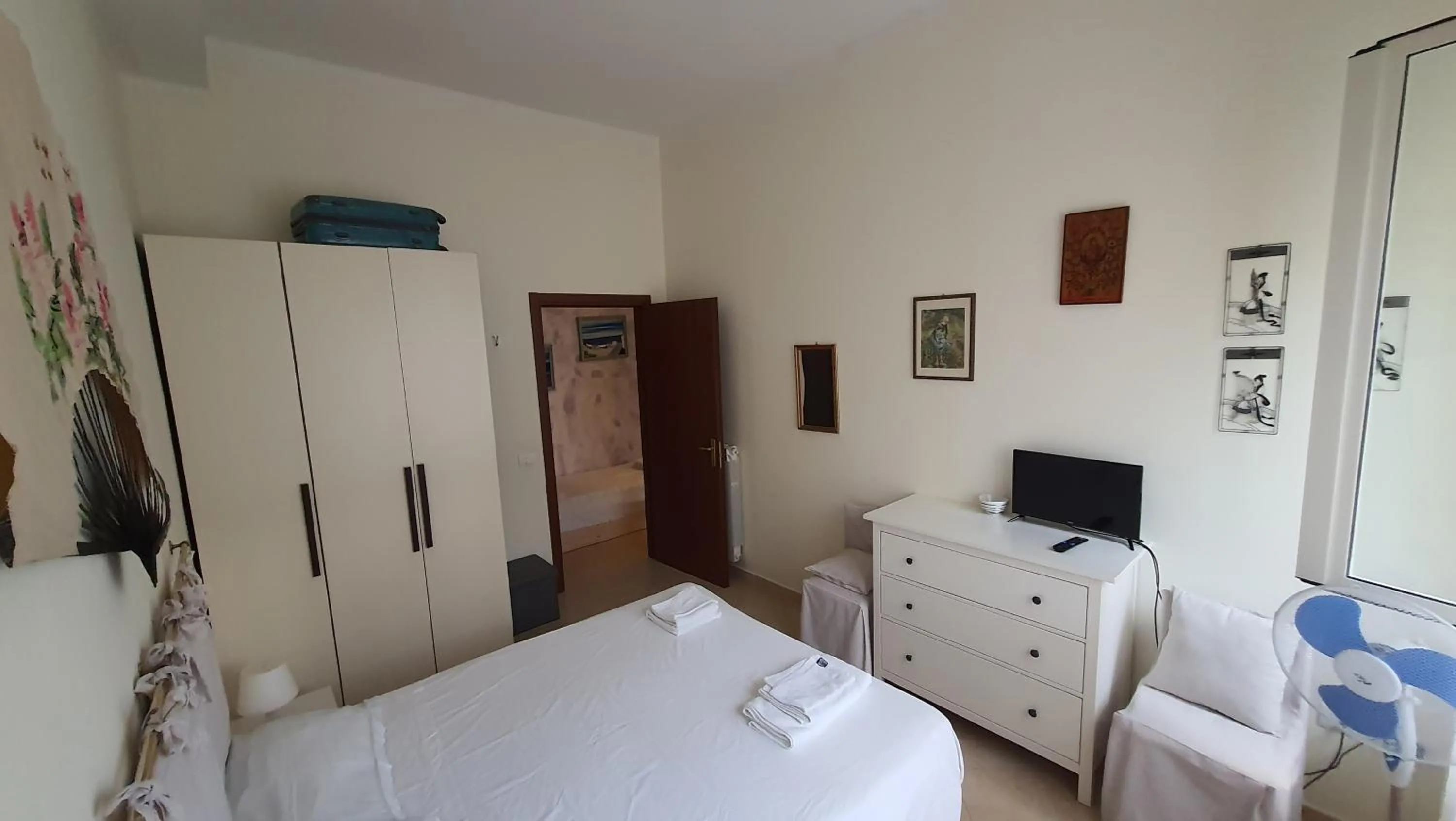 Bed in Amalfi Coast Apartment