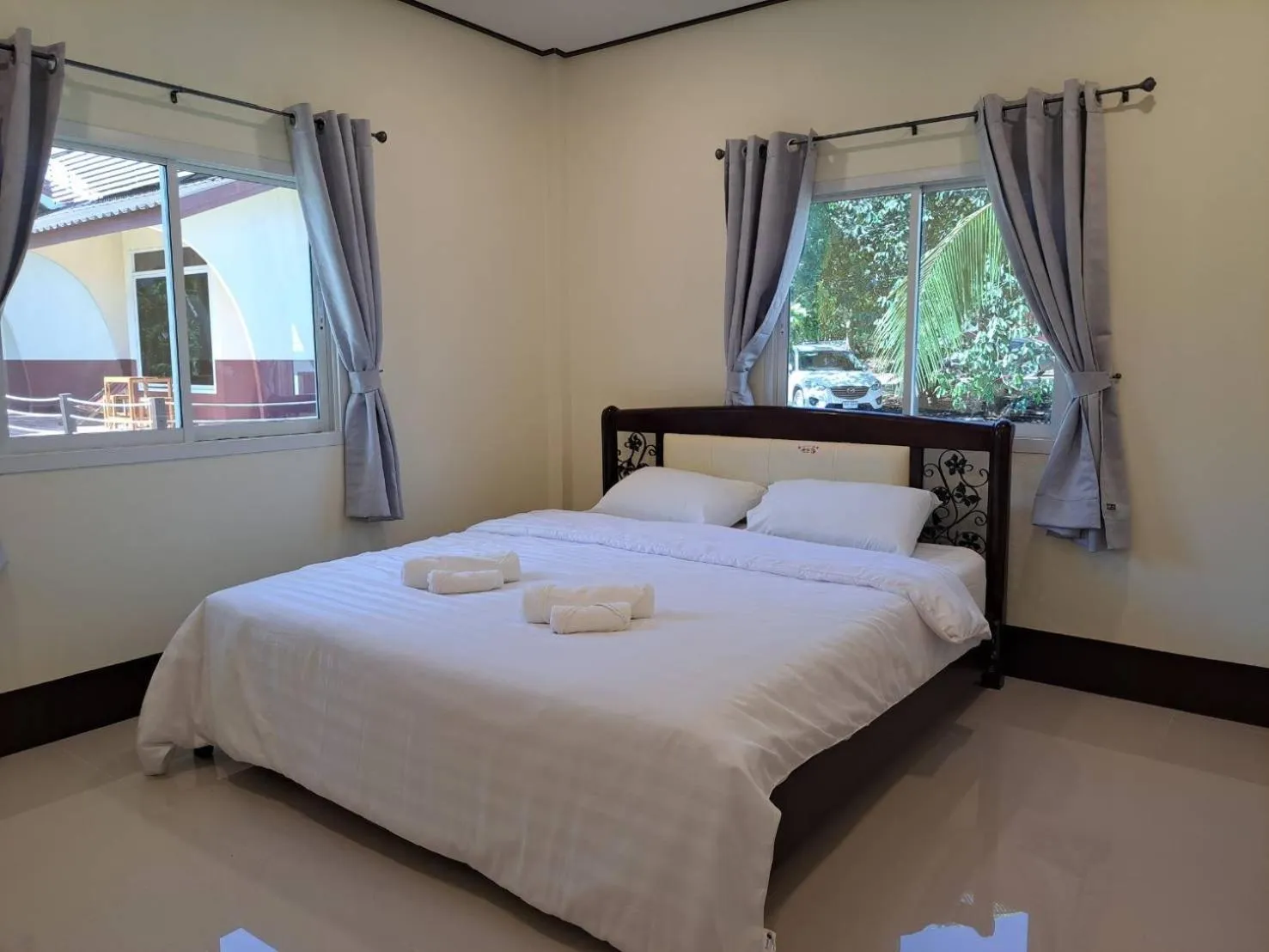 Bedroom, Bed in Lomtalay Resort Trat