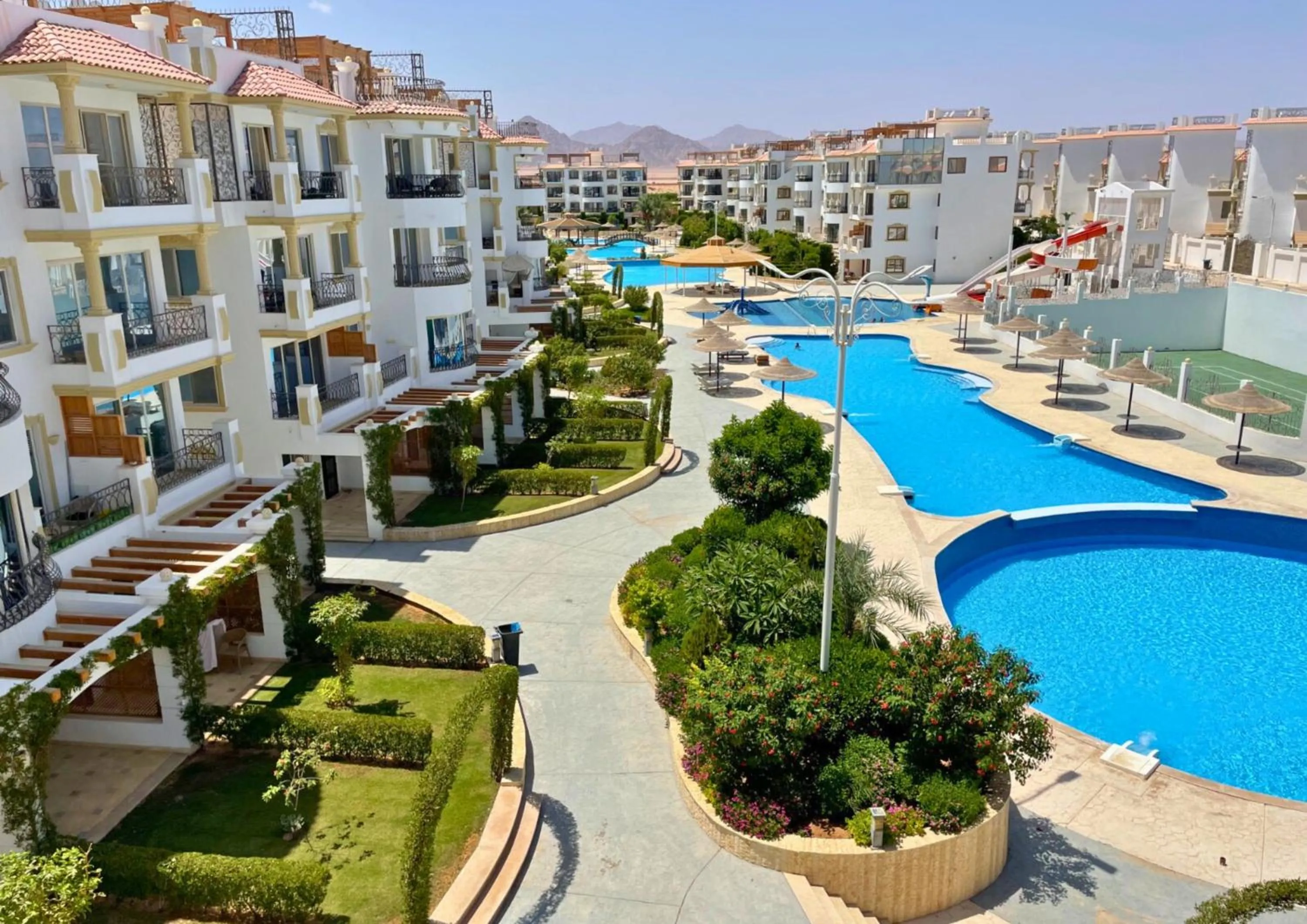 Swimming pool in Luxury Sharm Hills Resort
