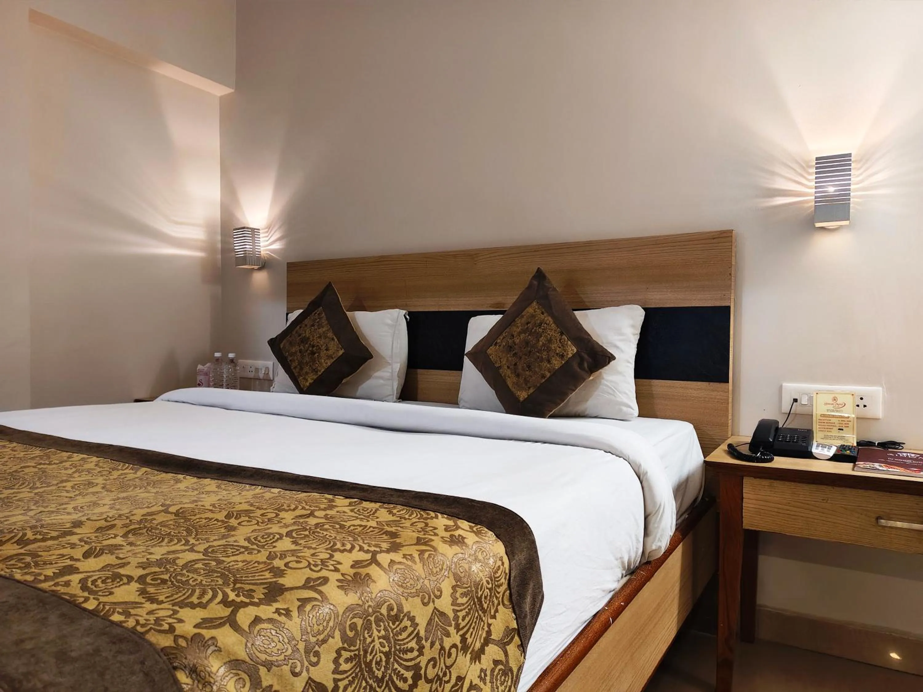 Bed in Hotel Simran - Raipur Junction