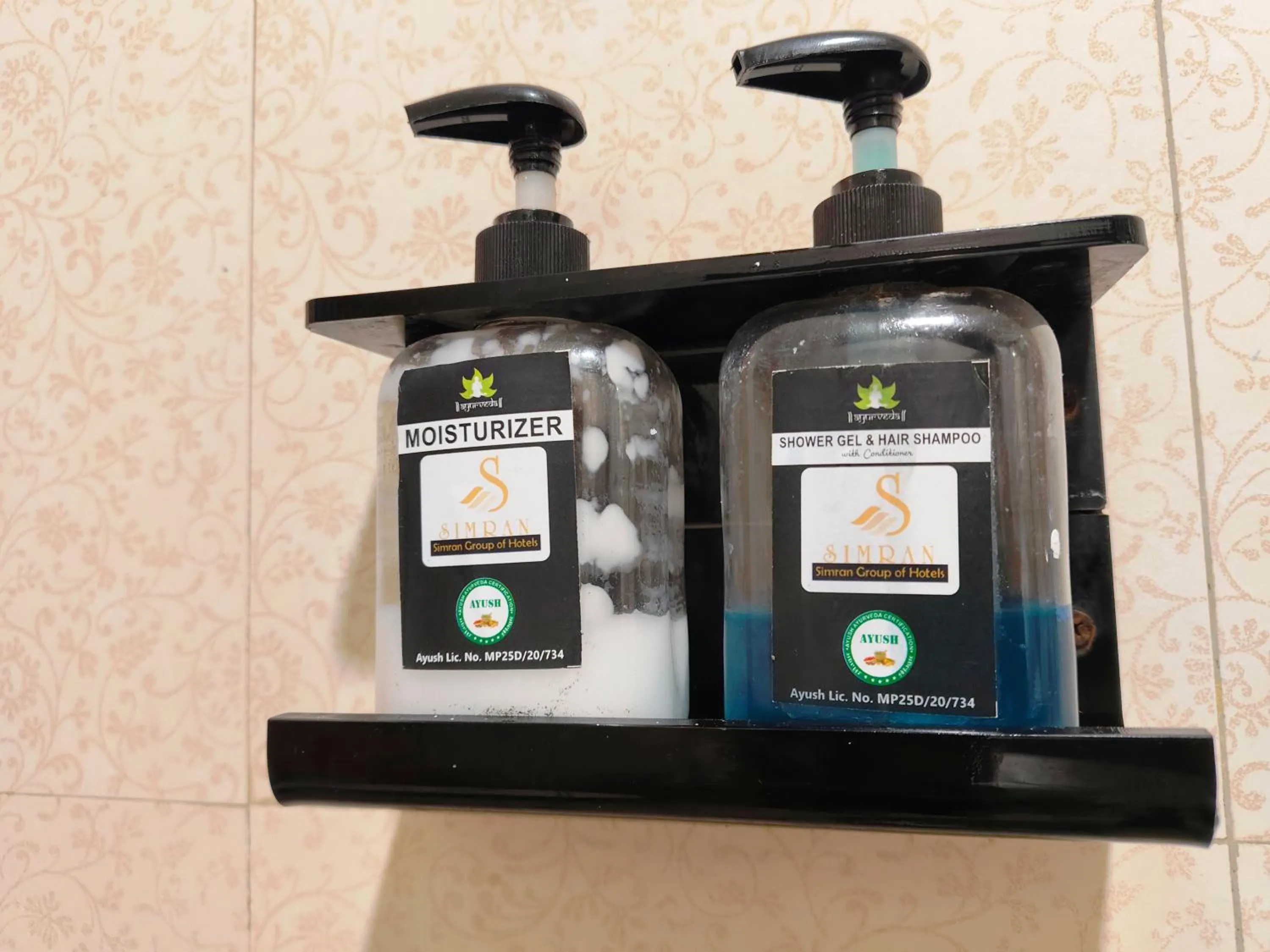 Toilet in Hotel Simran - Raipur Junction