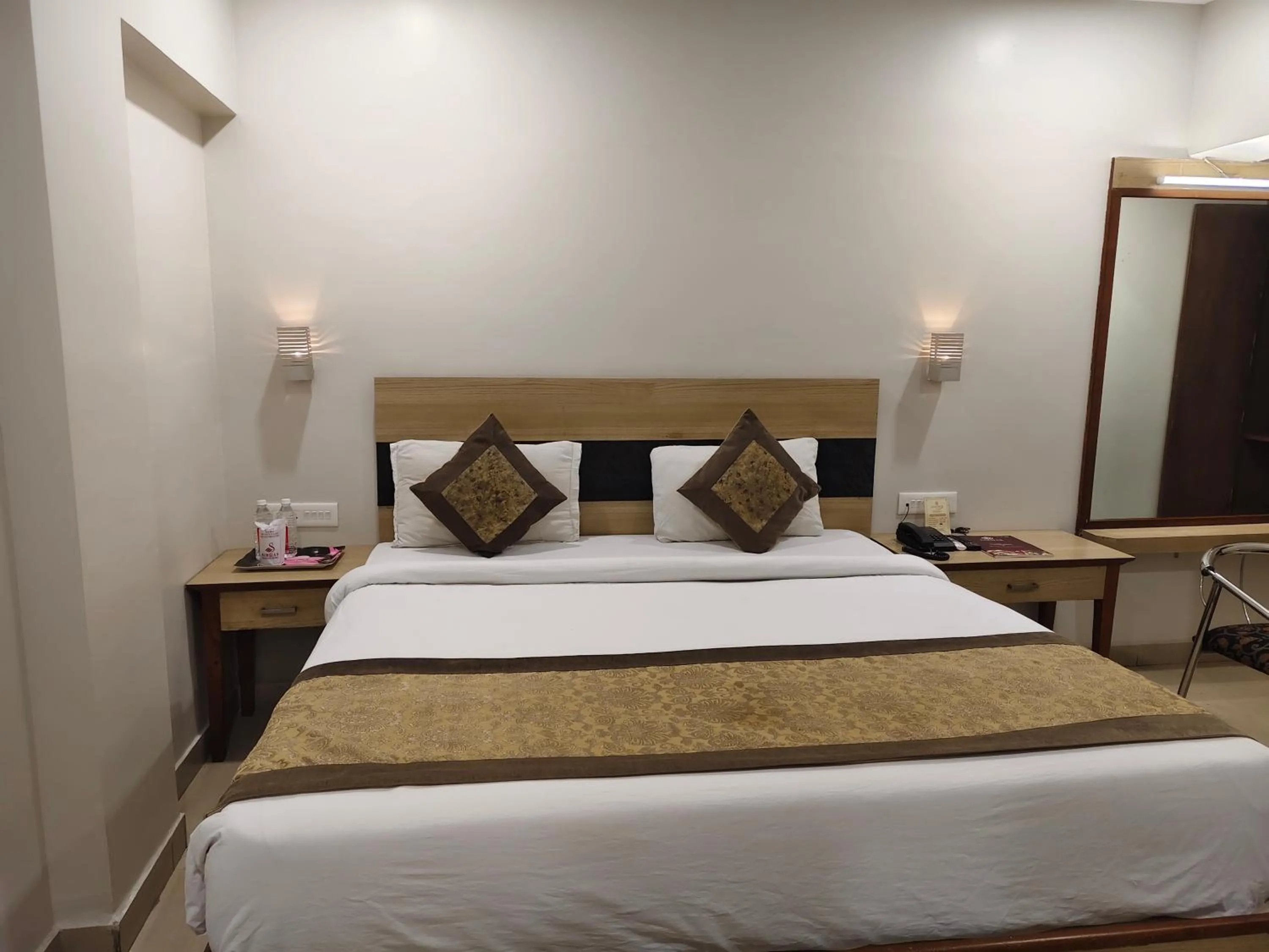 Bed in Hotel Simran - Raipur Junction