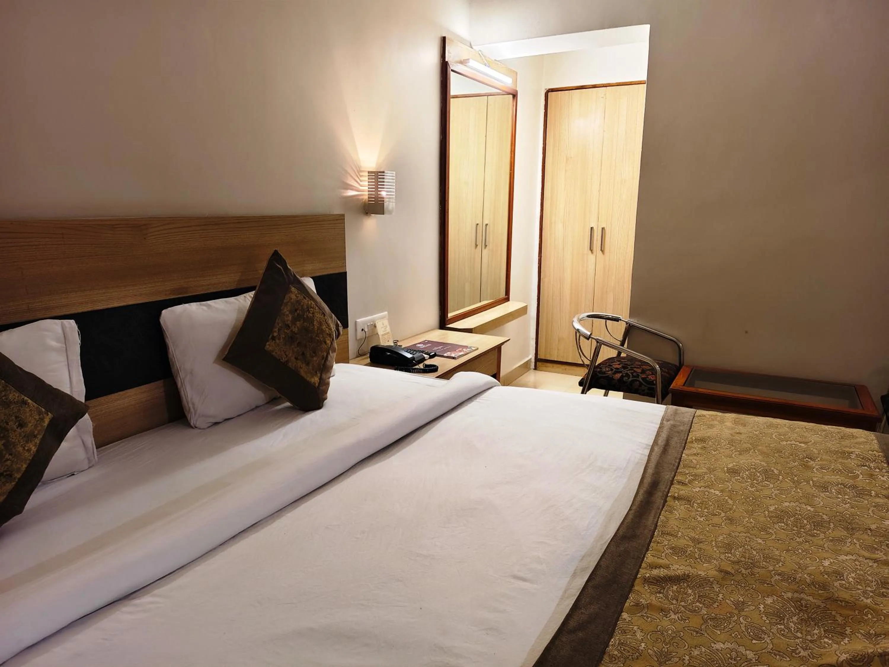 Bed in Hotel Simran - Raipur Junction