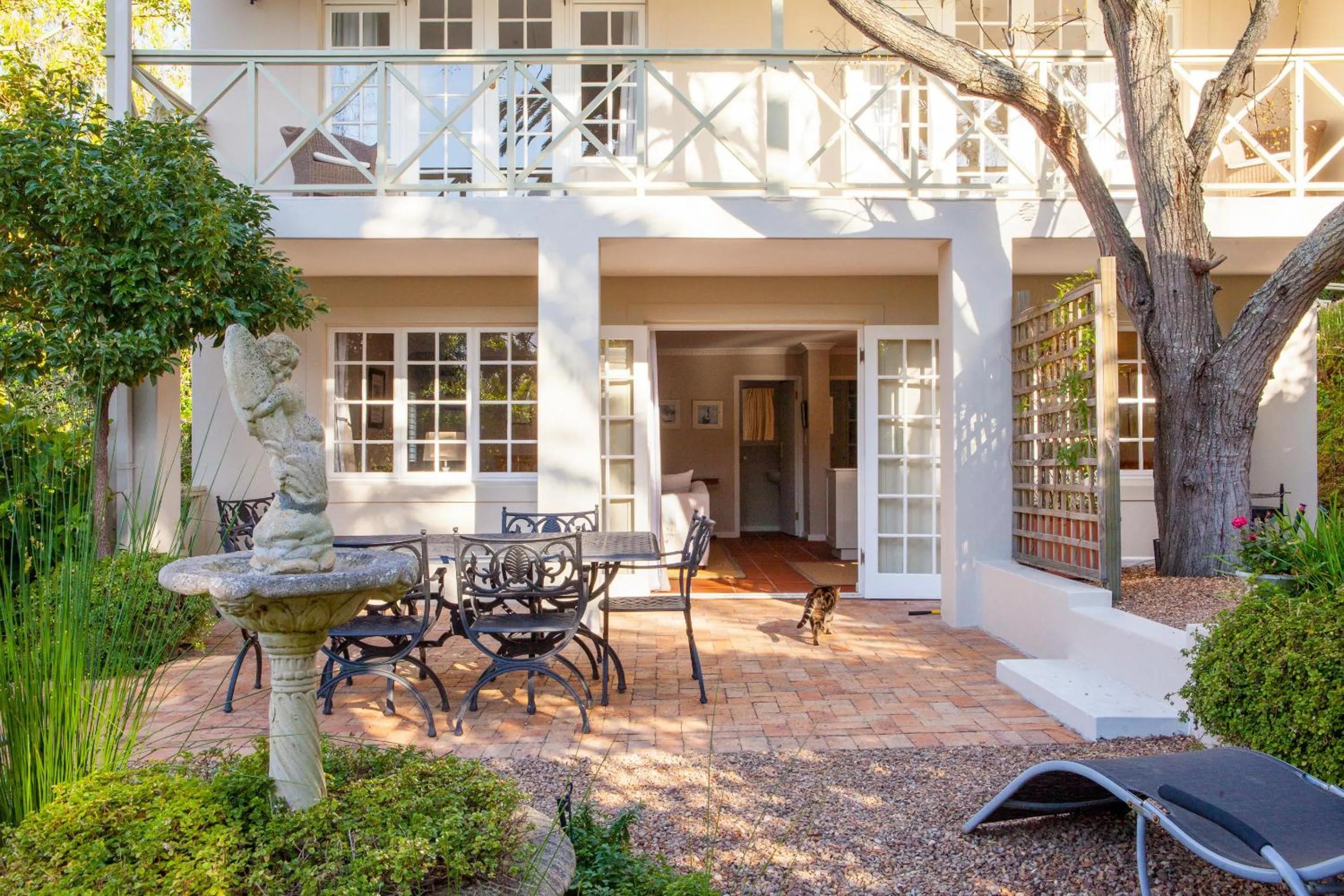 Facade/entrance in 33 Strawberry Lane - Studio and Cottage