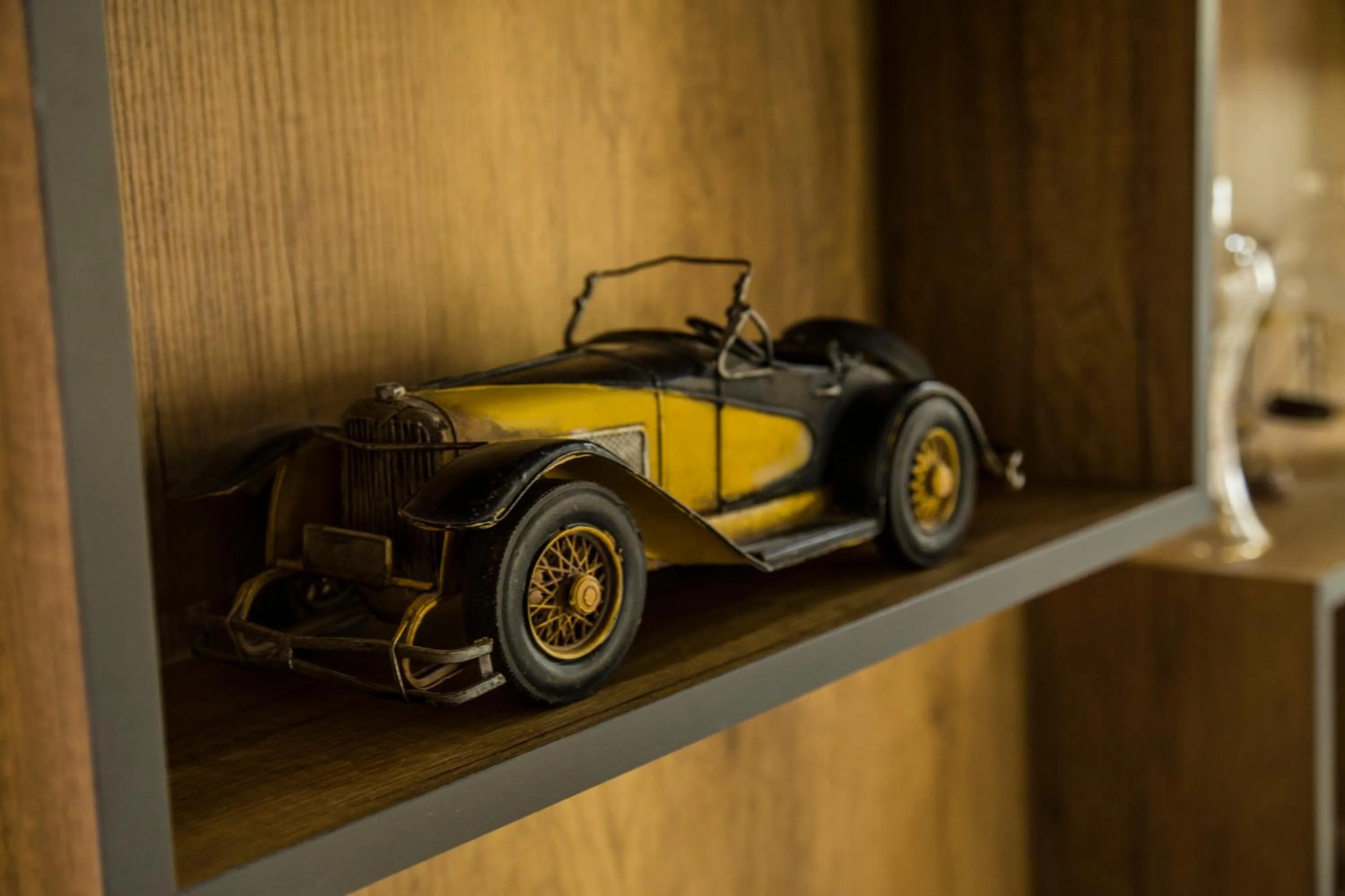 Decorative detail in Zengin City Hotel