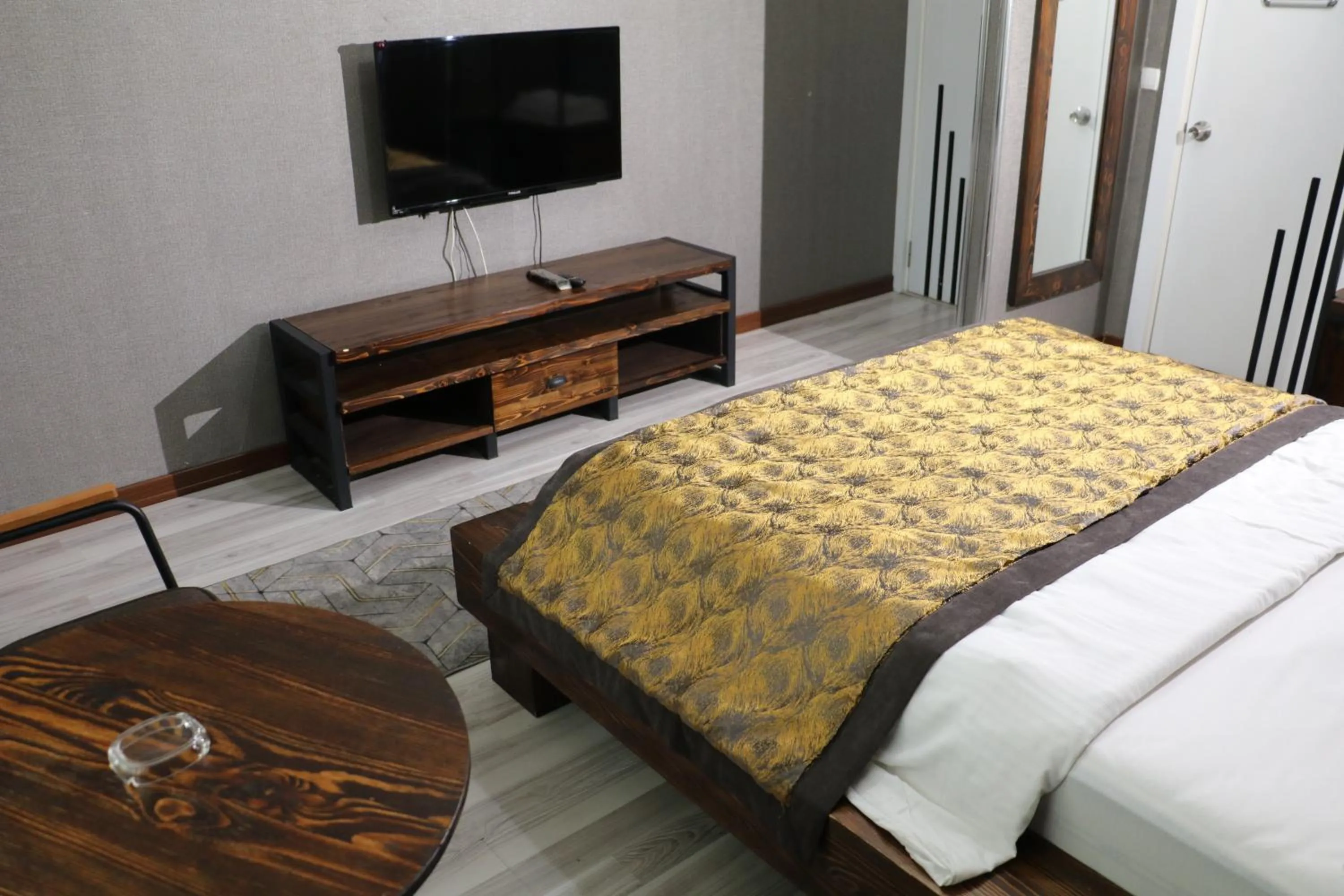 Massage, Bed in Zengin City Hotel