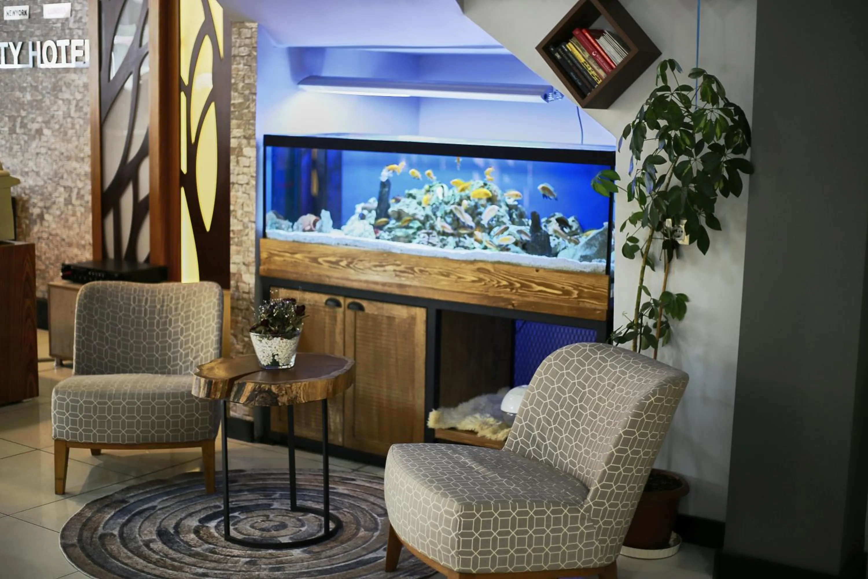 Property building in Zengin City Hotel