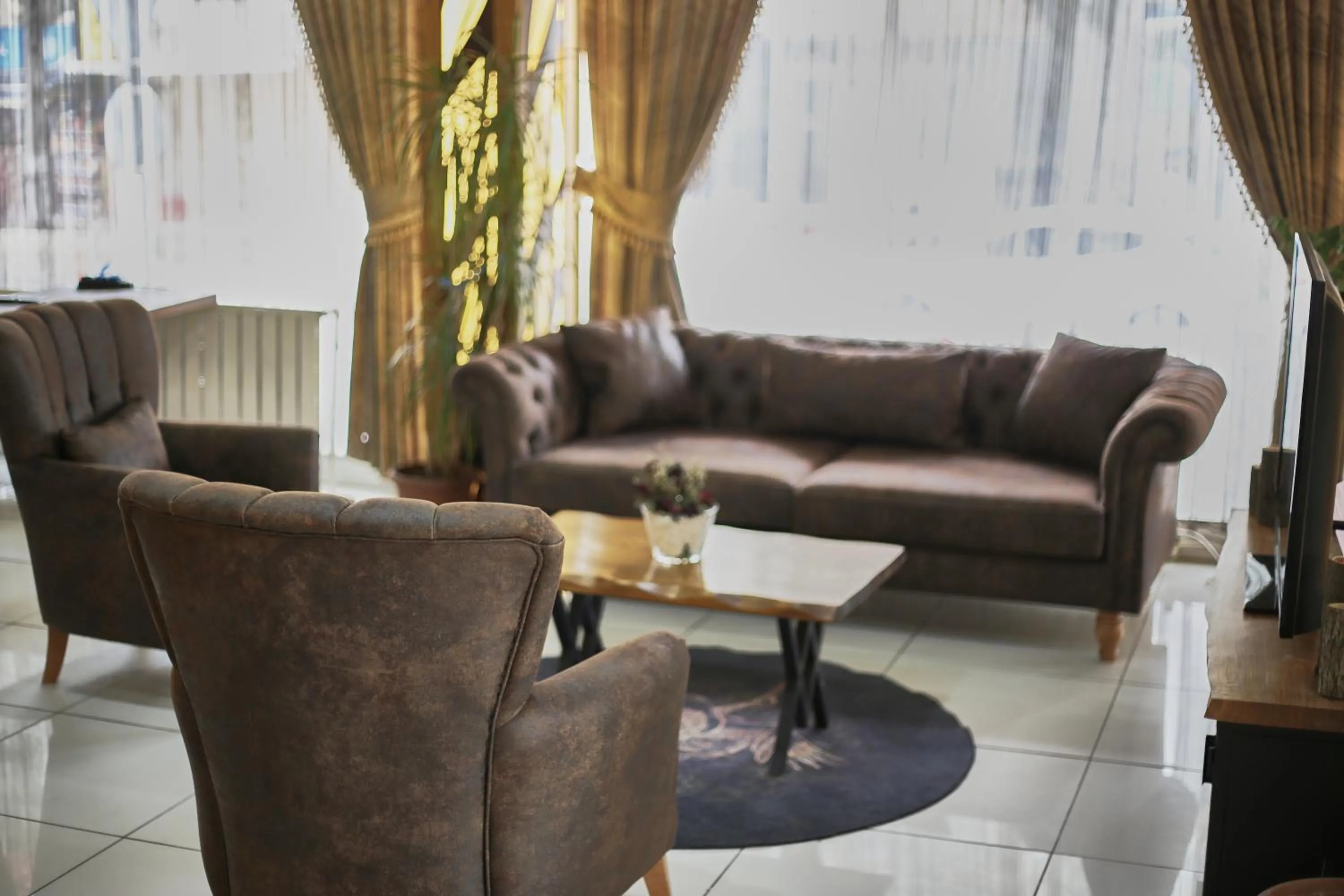 Property building in Zengin City Hotel