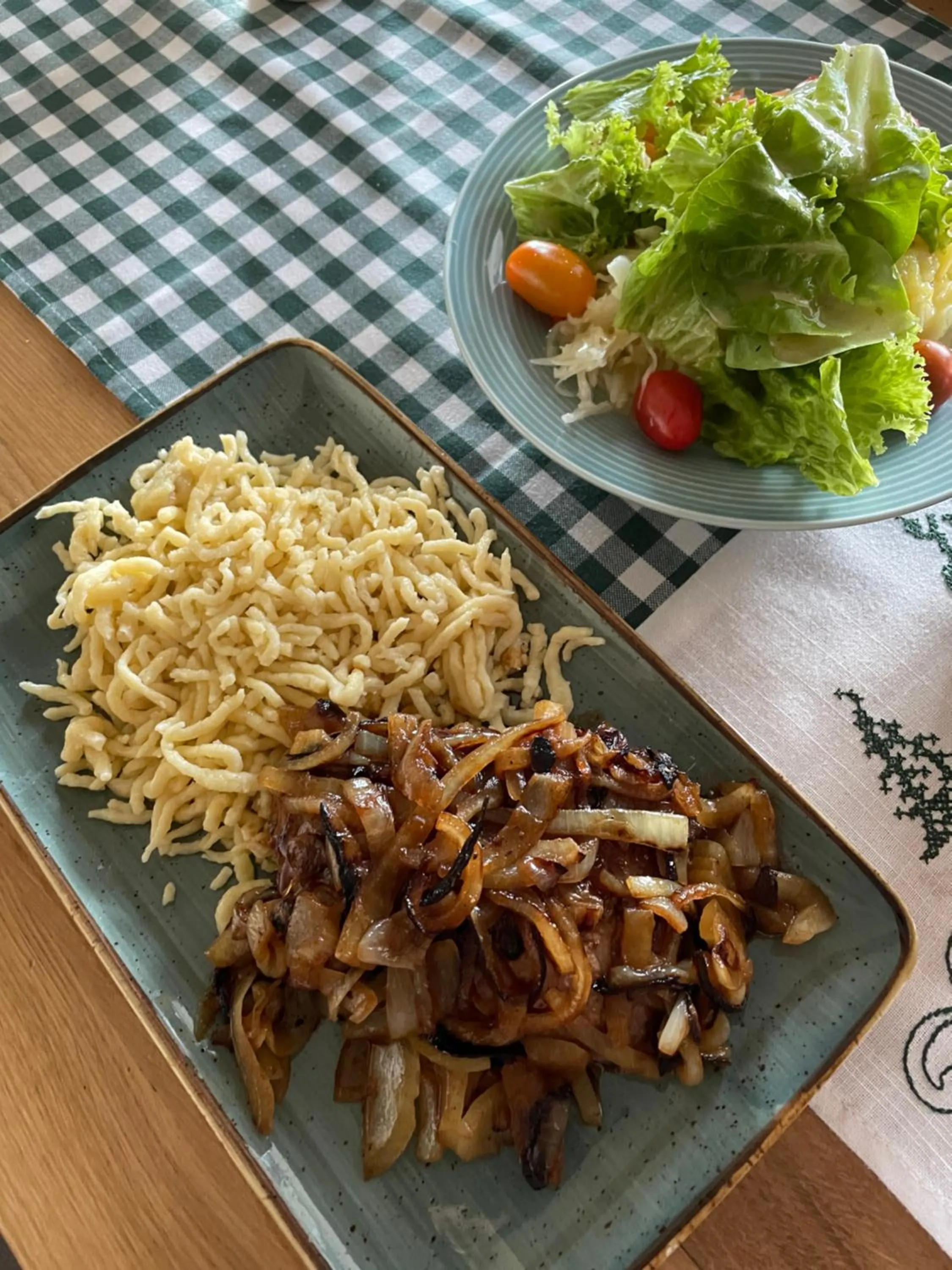 Restaurant/places to eat in Hotel "Haus am Berg"