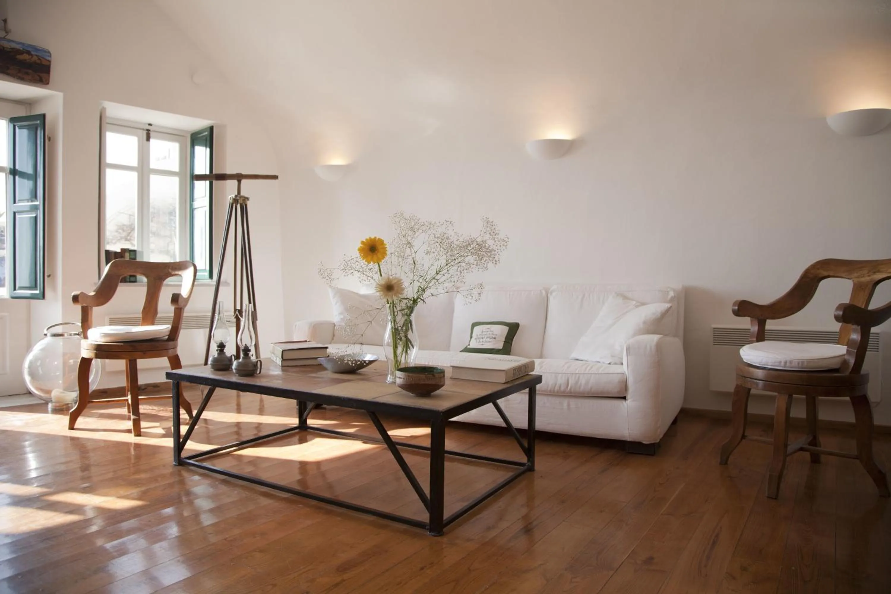 Communal lounge/ TV room in The Vasilicos