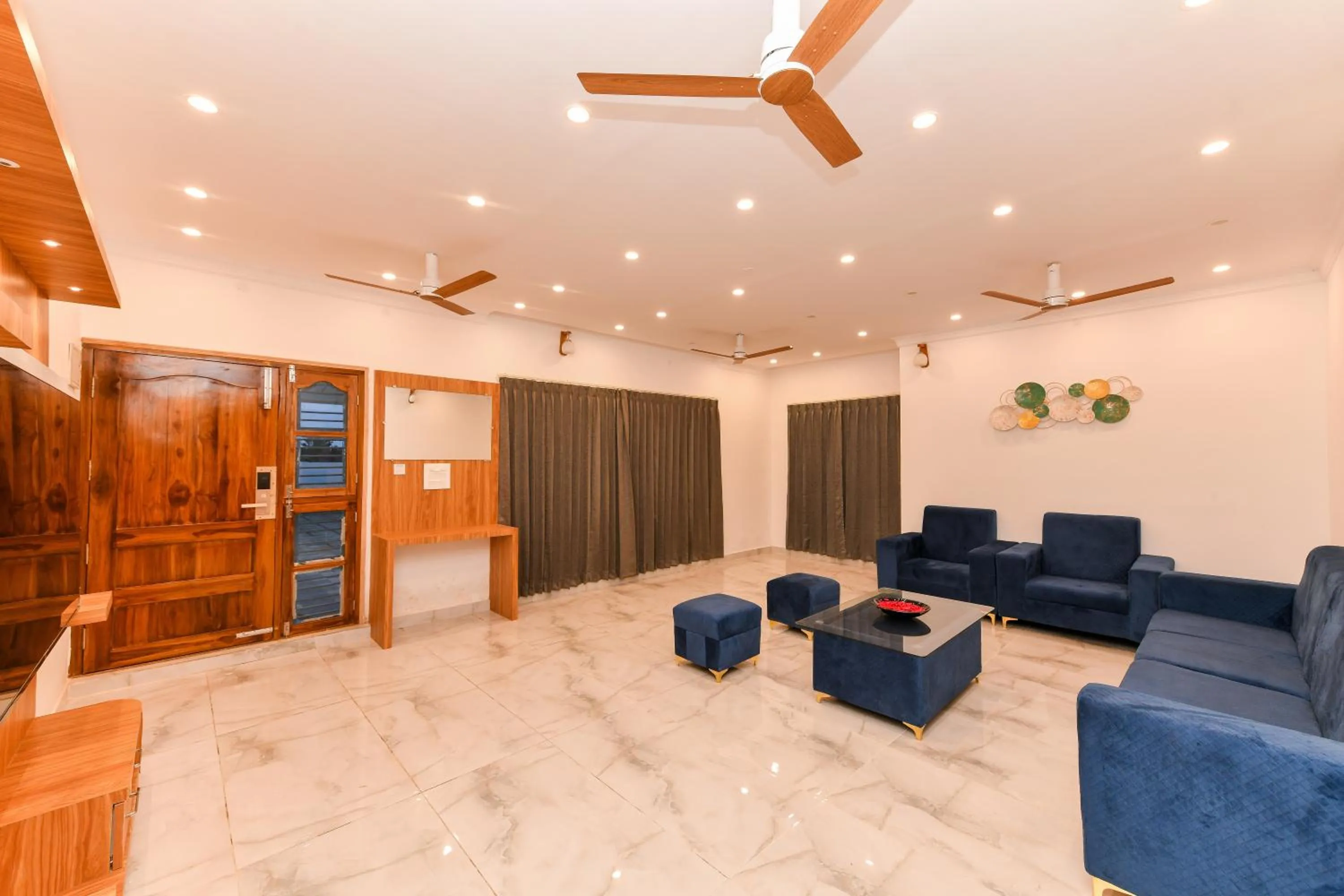 Living room in Hotel Shine International