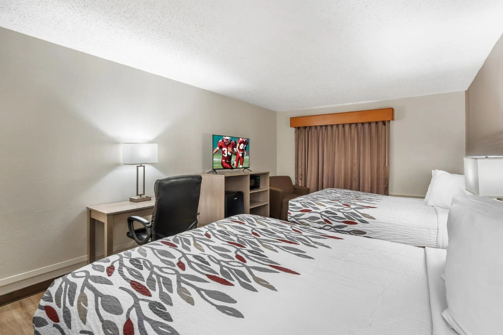 Photo of the whole room, Bed in Best Western Trail Dust Inn & Suites